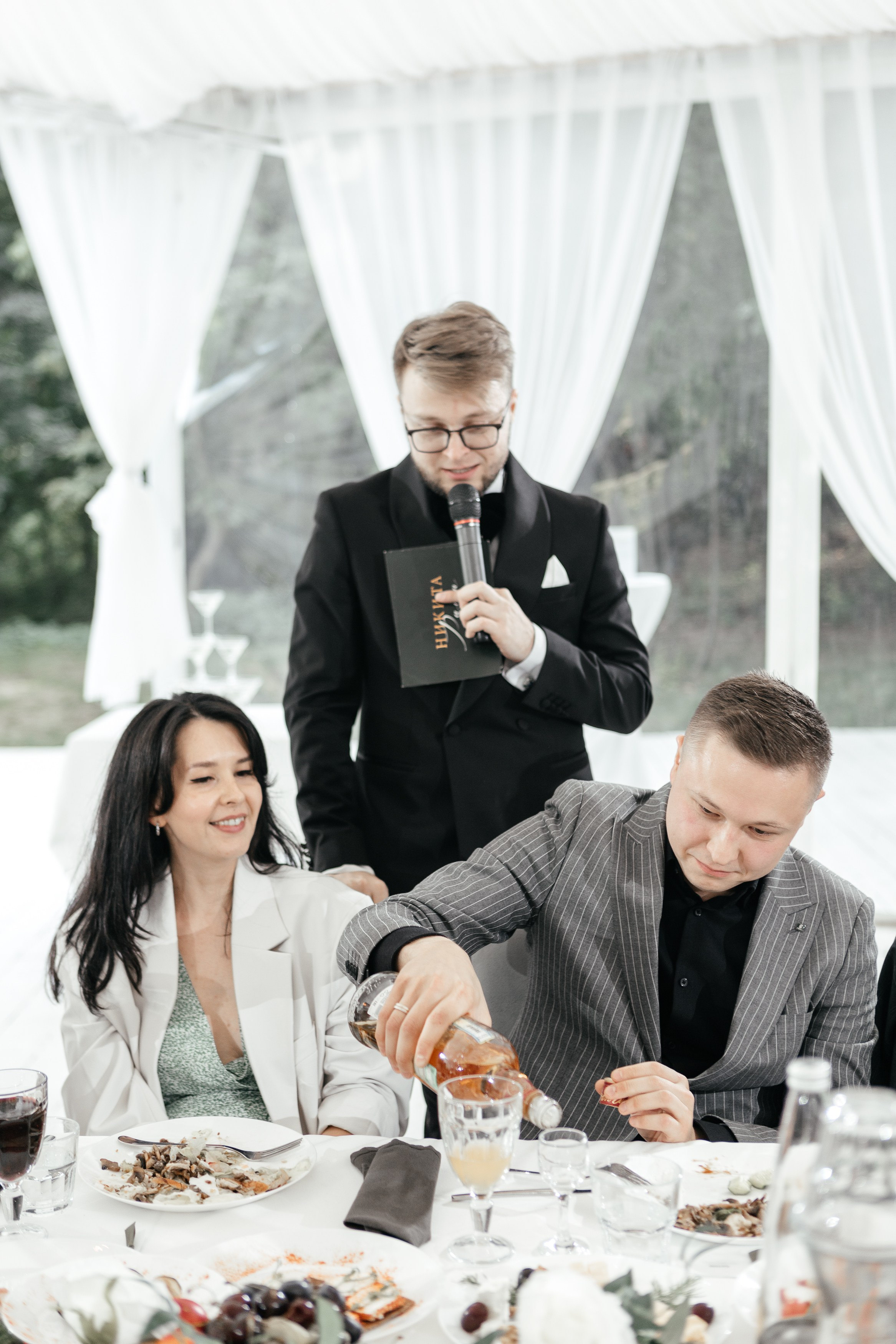 Свадебный фотограф Уфа — Руслан ГабдлисламовЖивые эмоции, красивые кадры, воспоминания на всю жизнь.Работаю по всей Республике Башкортоста. Свадебный фотограф Уфа Руслан Габдлисламов