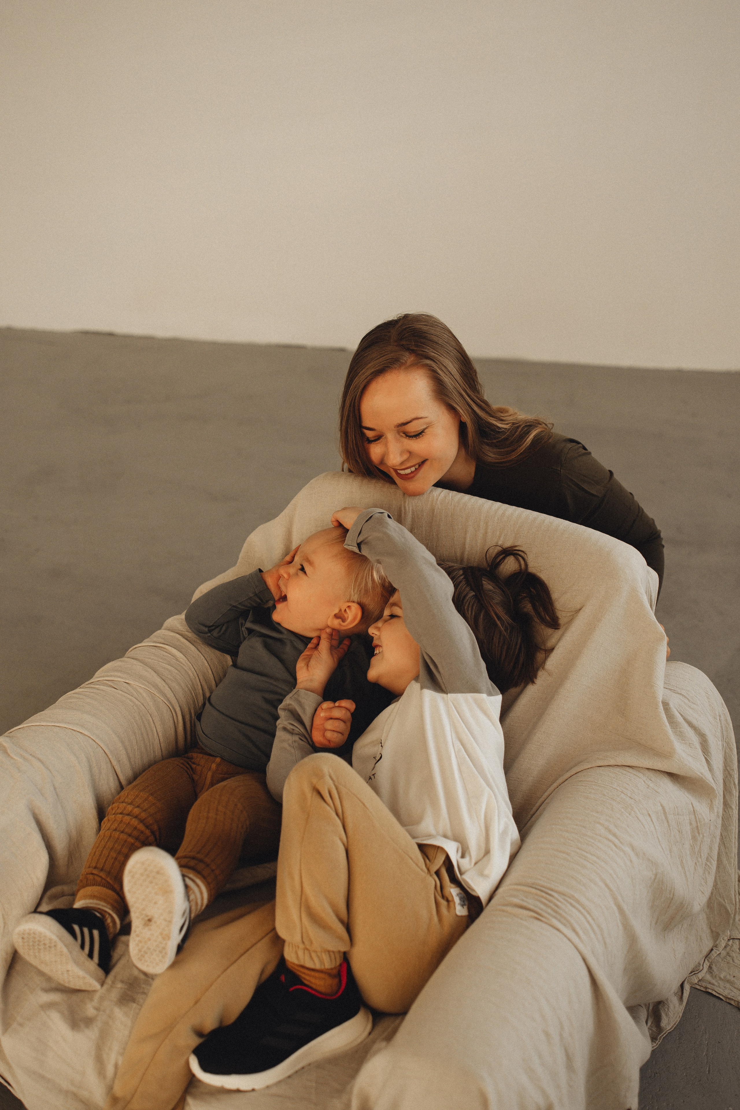 Семейная история в студии. Семейный и детский фотограф, таганрог, ростов-на-дону