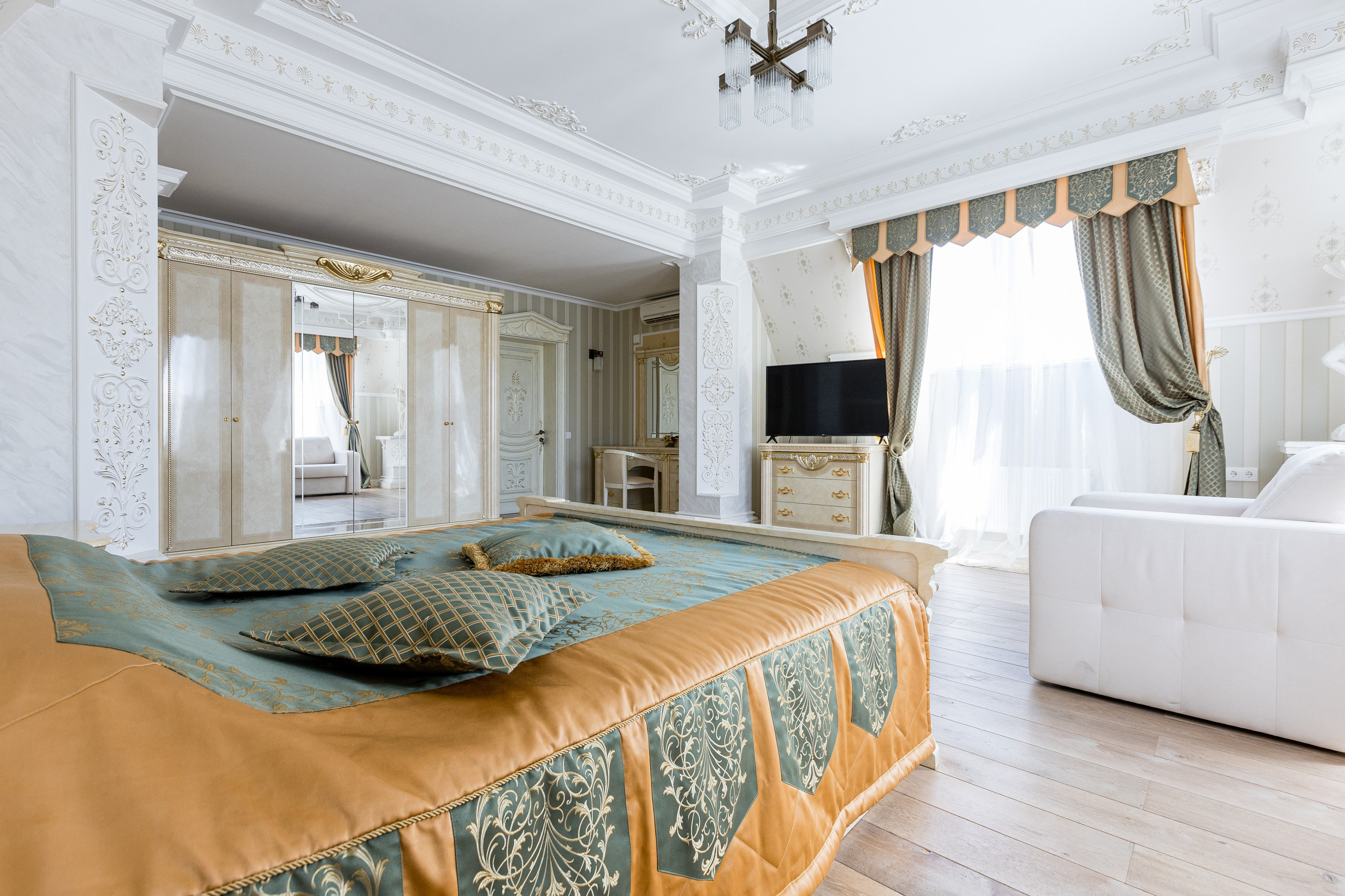 ЭЛЛИНГ КРЫМ. Семейный фотограф на крещение и венчание