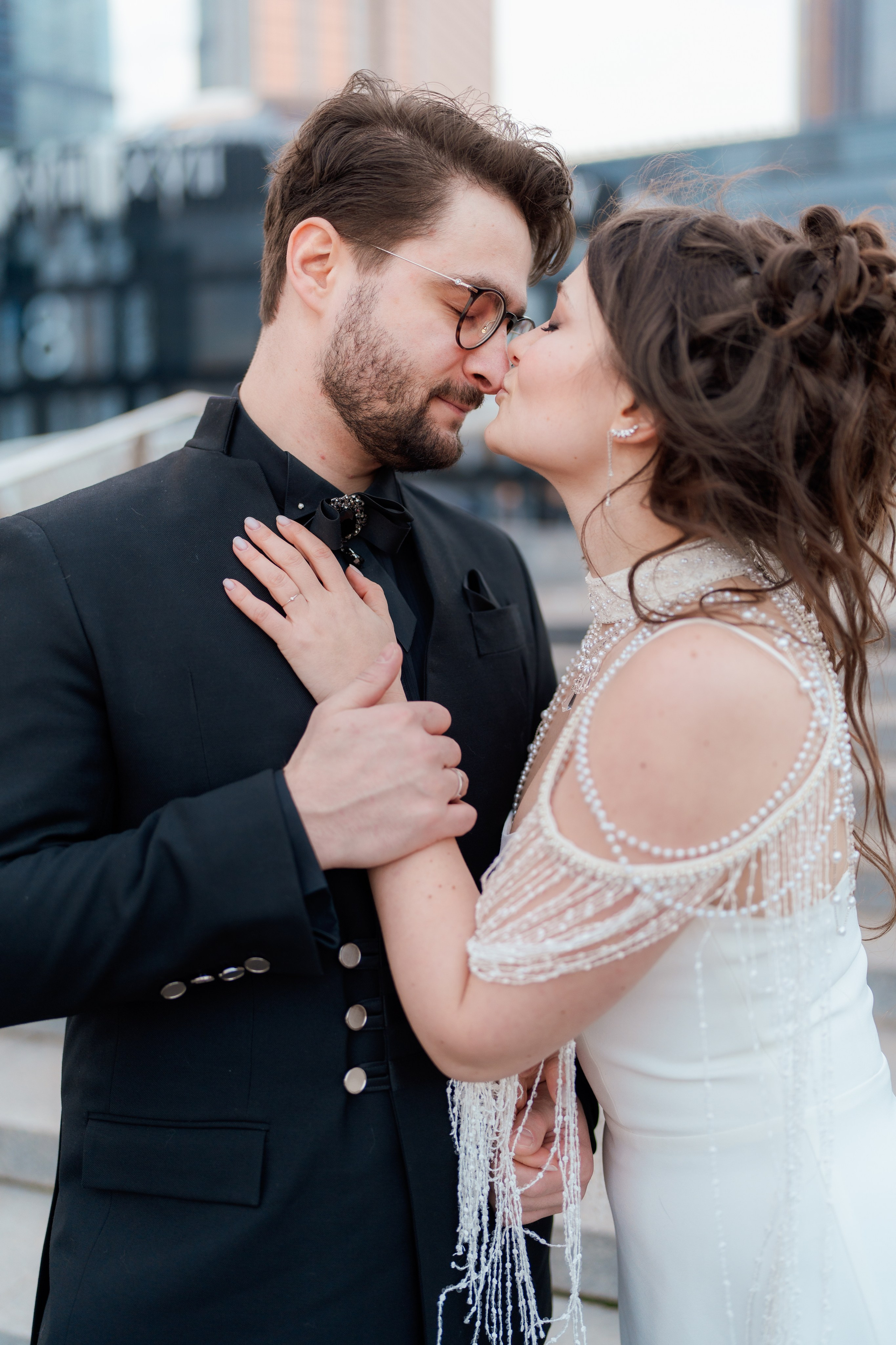 Иван и Виктория. Свадебная прогулка Москва сити. Свадебный фотограф Москва