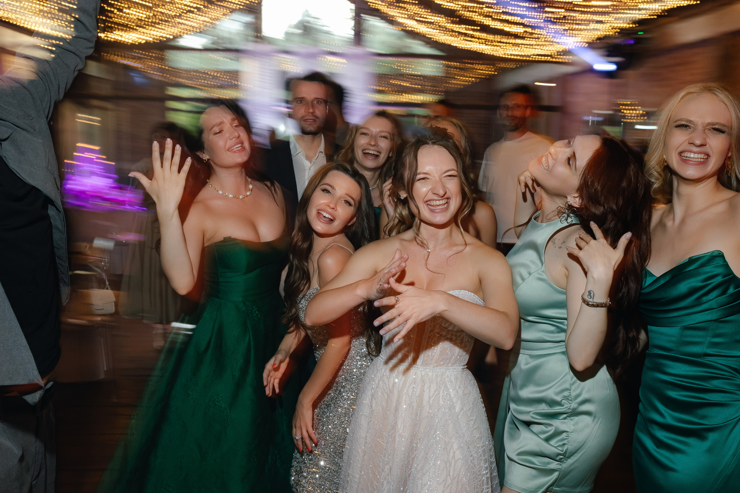 Даша & Антон. Агентство по организации мероприятий