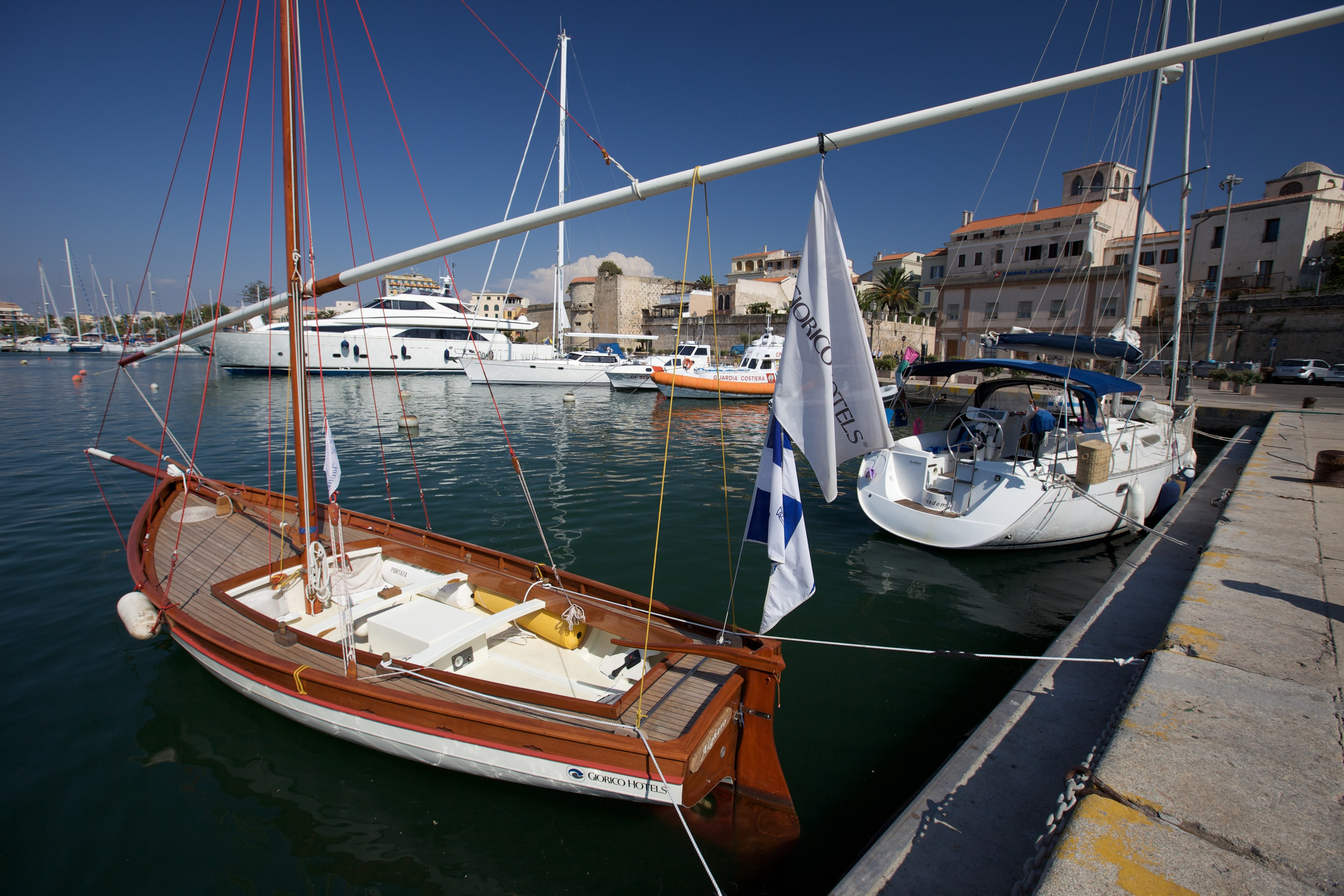 Путешествия и архитектура. Алекс Ком. Автомобильный фотограф и детский писатель из Москвы