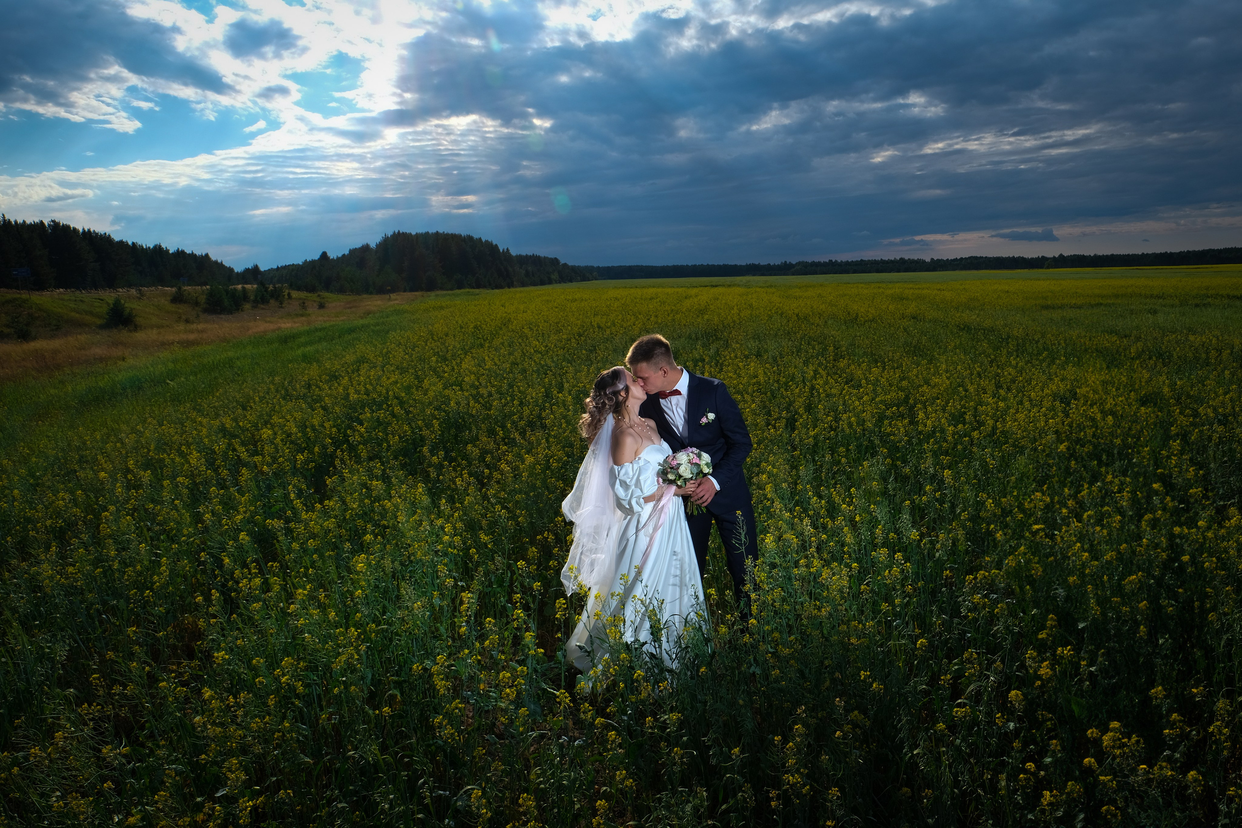 Свадьба в поле