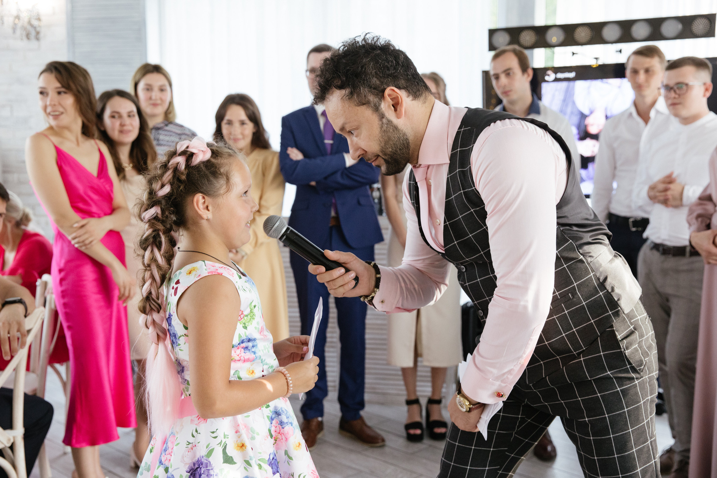 Ведущий Лойм. Подрядчики и друзья сети свадебных площадок House for wedding