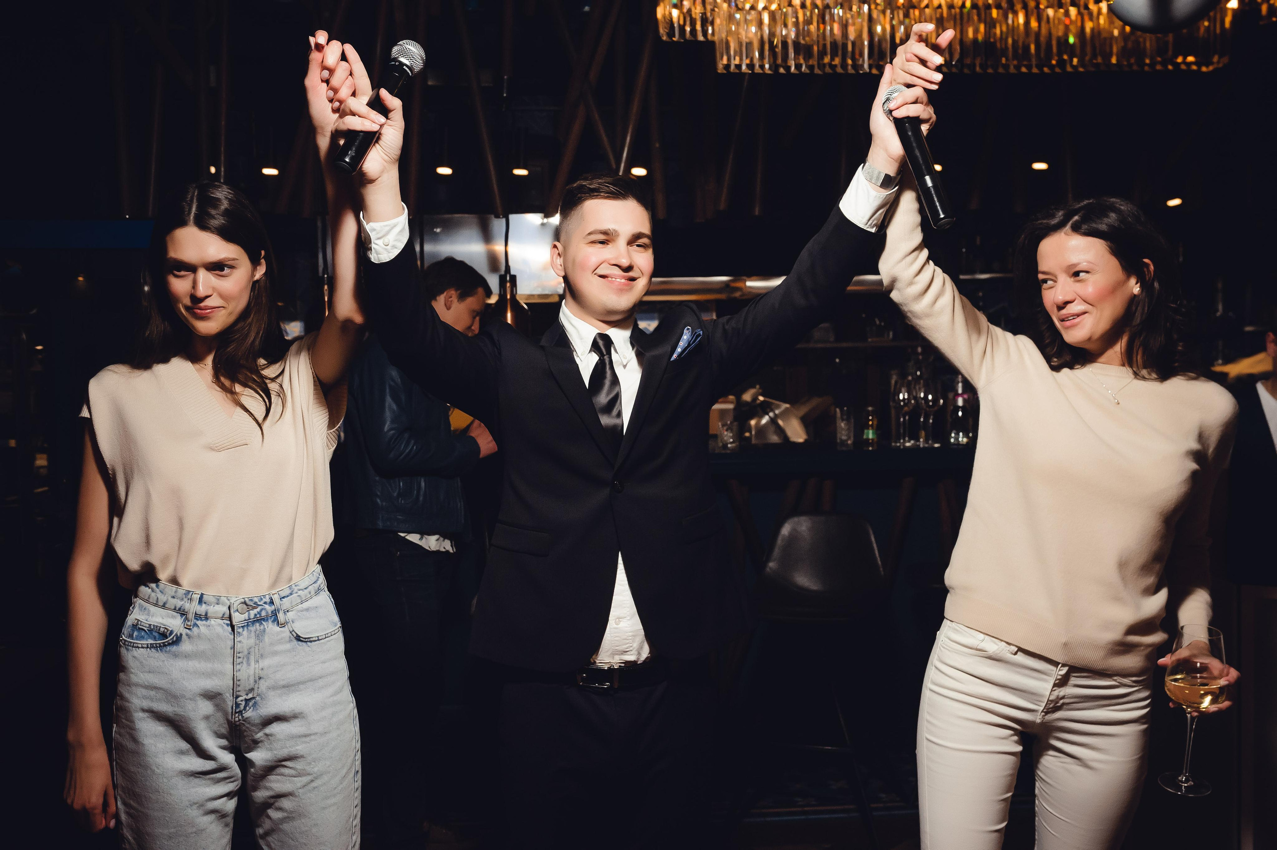 Ведущий Щербиненко. Подрядчики и друзья сети свадебных площадок House for wedding