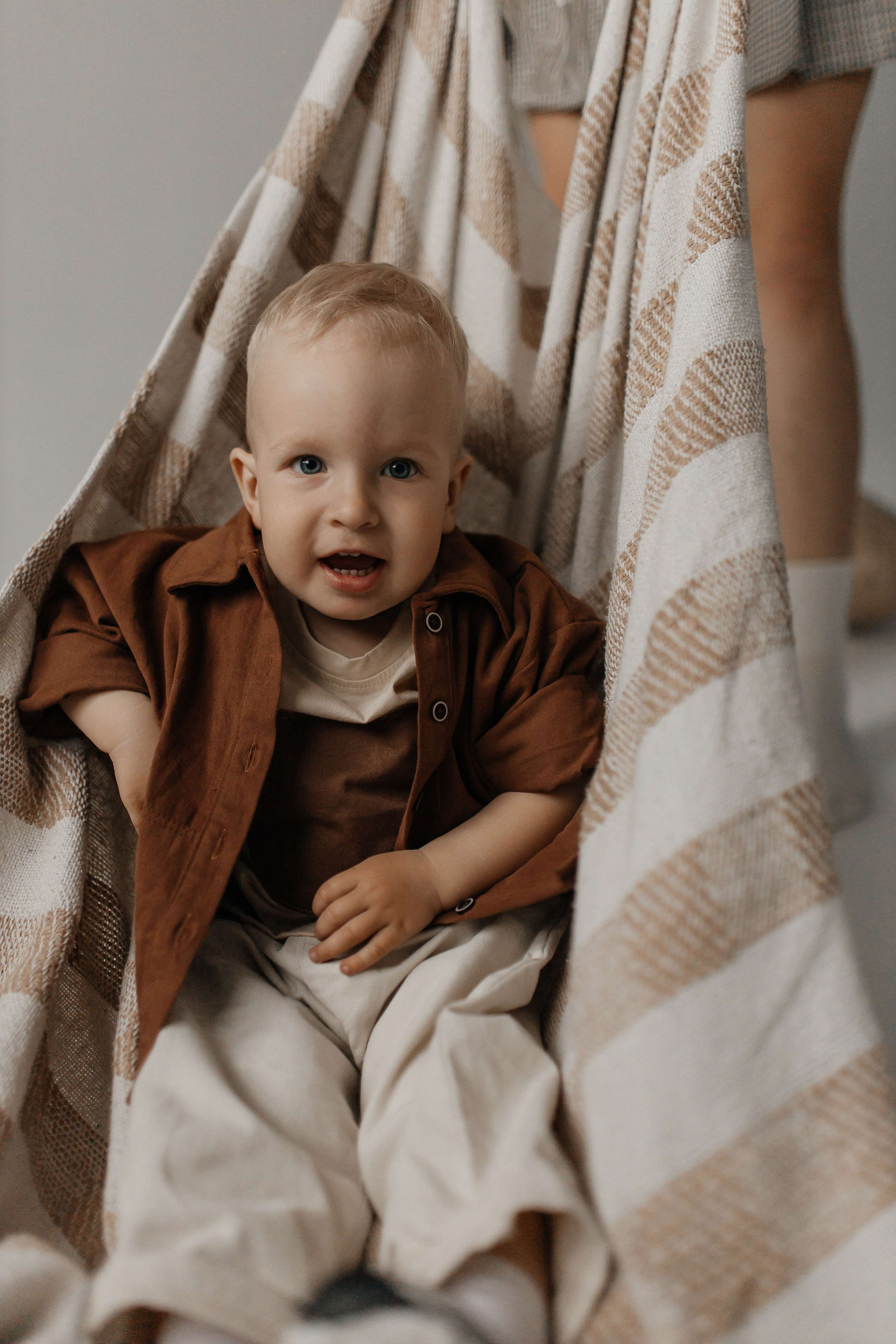 Ваня и мама. Семейный фотограф Губкин/Старый Оскол