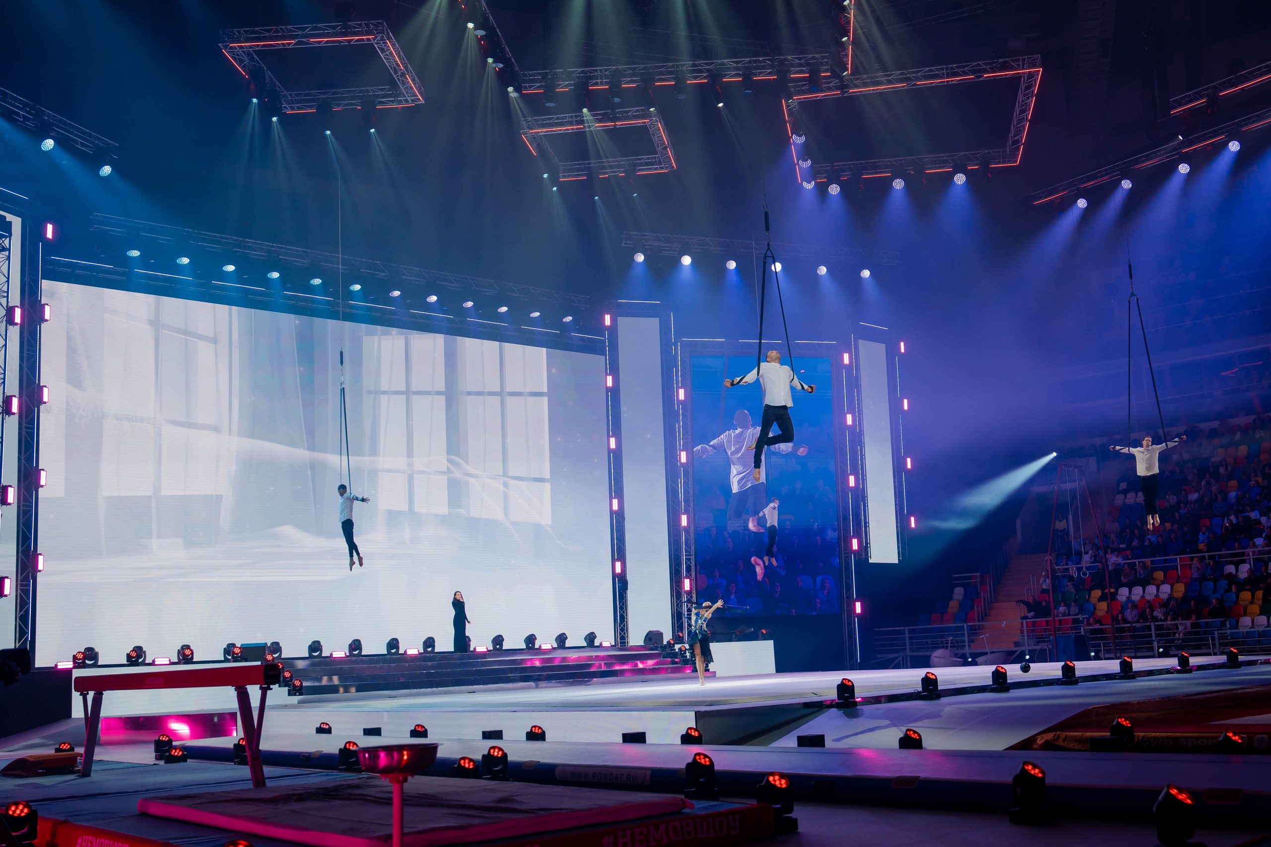 Шоу Алексея Немова 2024. Крамер Юлиана детский и семейный фотограф