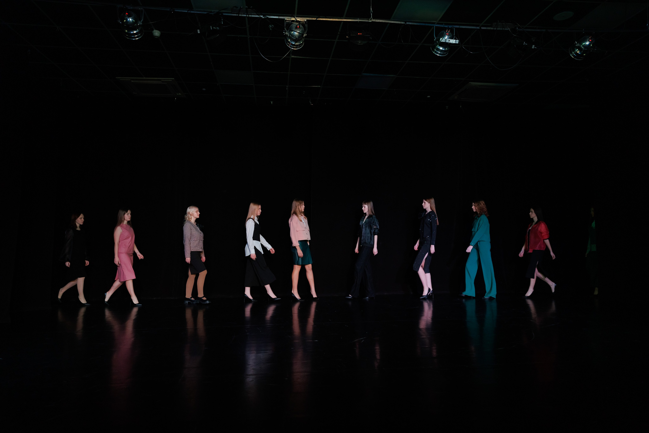 Показ коллекций Новосибирских дизайнеров для Fly Production. Фотограф Новосибирск — Наталья Гресь