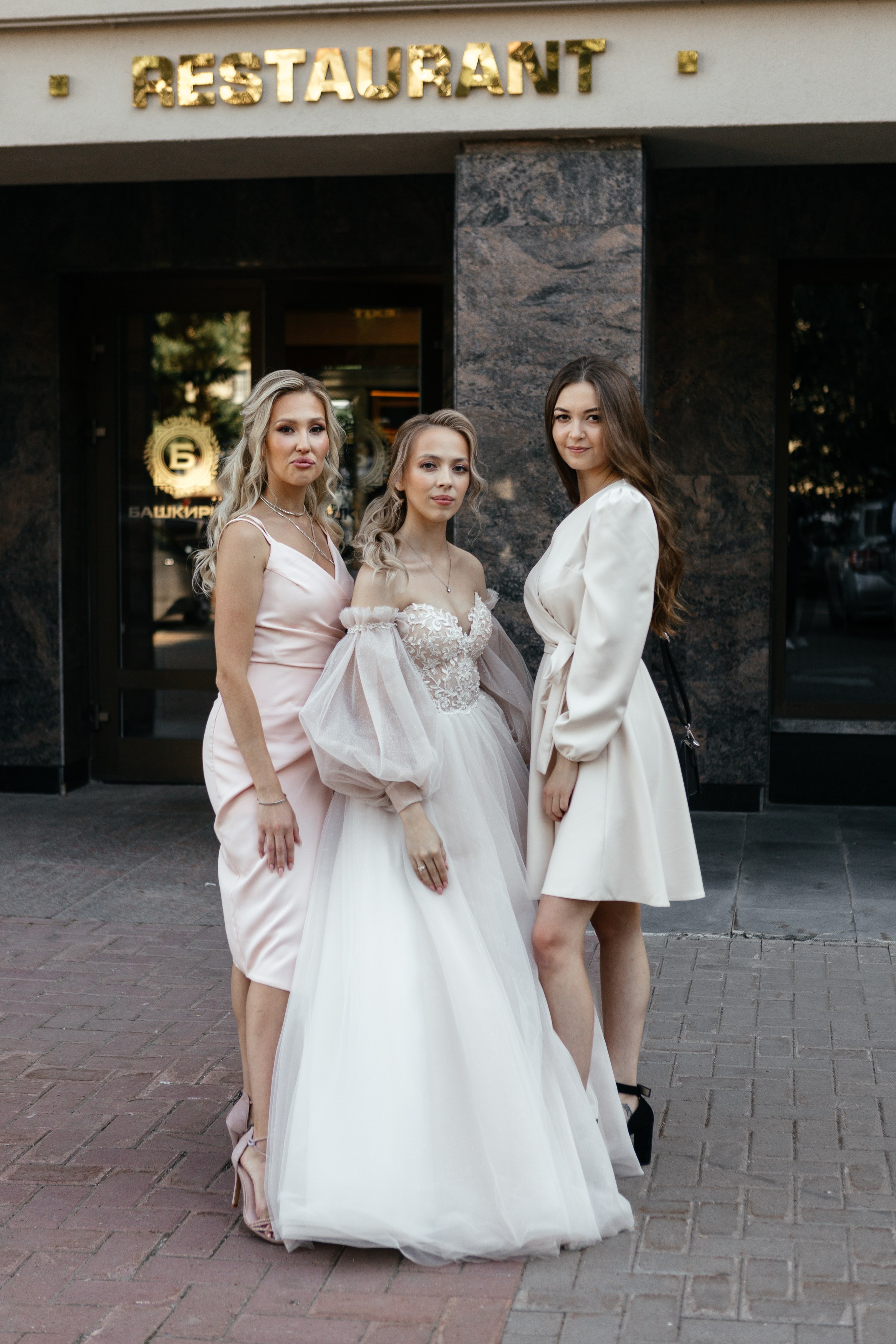 Свадебный фотограф Уфа — Руслан ГабдлисламовЖивые эмоции, красивые кадры, воспоминания на всю жизнь.Работаю по всей Республике Башкортоста. Свадебный фотограф Уфа Руслан Габдлисламов