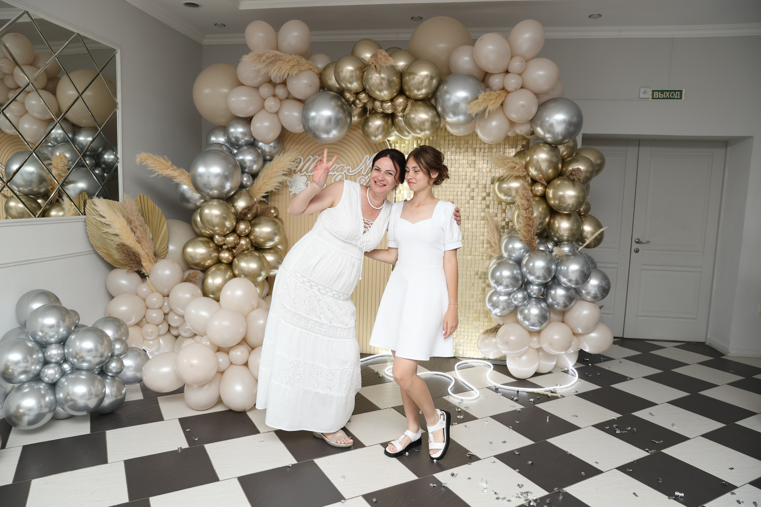 Выпускной 9 класс. Фотограф Любава Колесник. Выпускные альбомы в Крымском районе