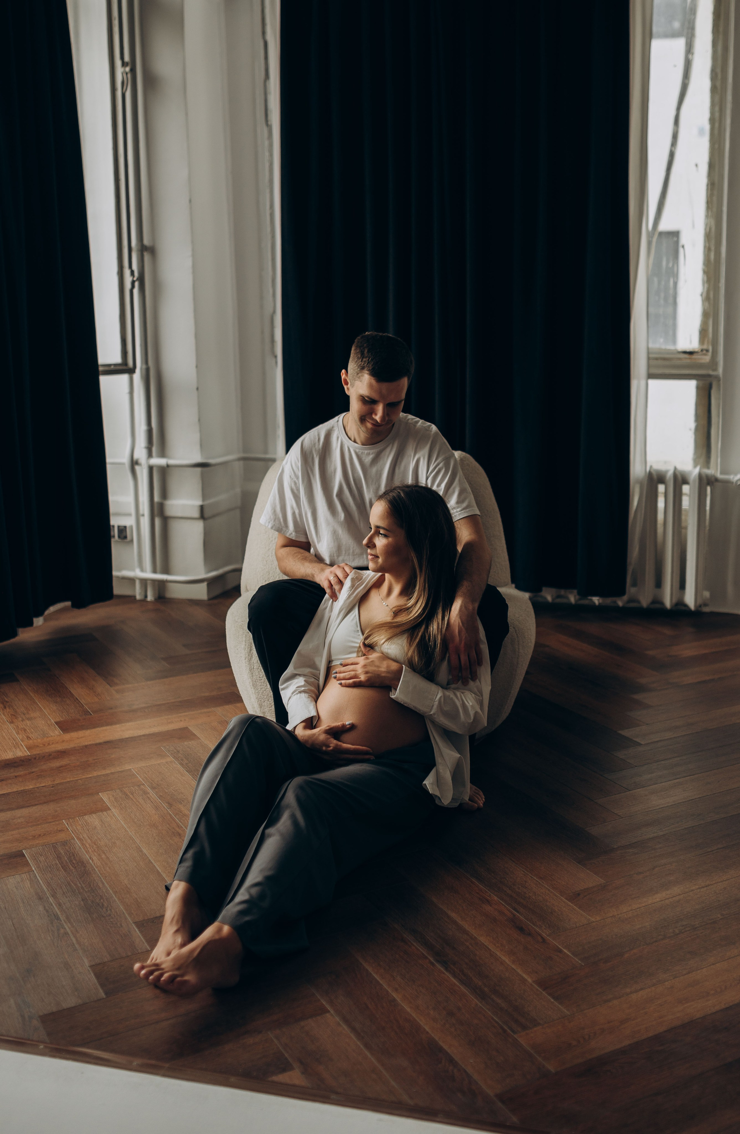 Фотосессия беременности в студии. Семейный фотограф в Домодедово и Москве Елена Пичугина