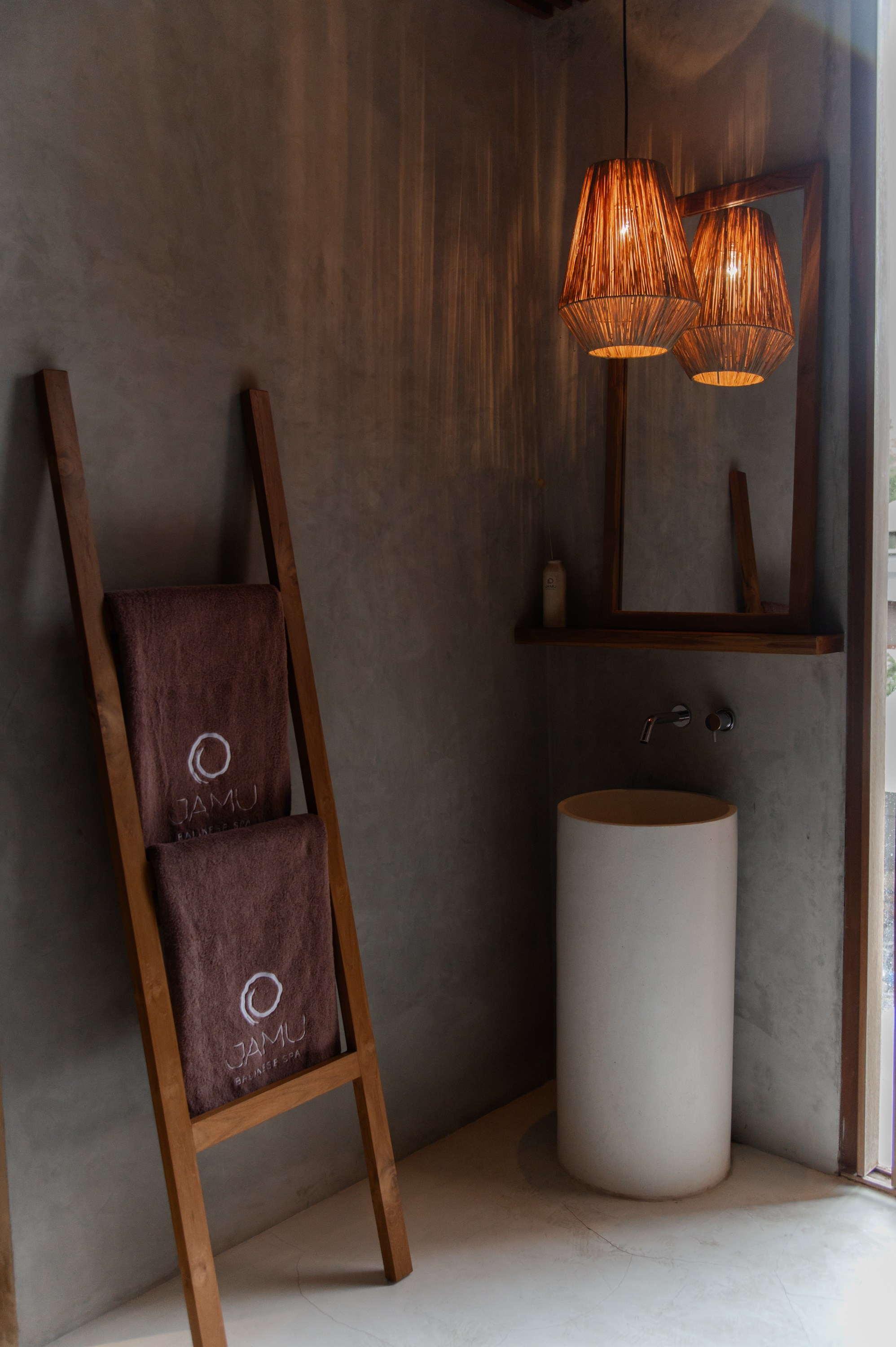 Профессиональная фото и видео съемка интерьеров и магазинов