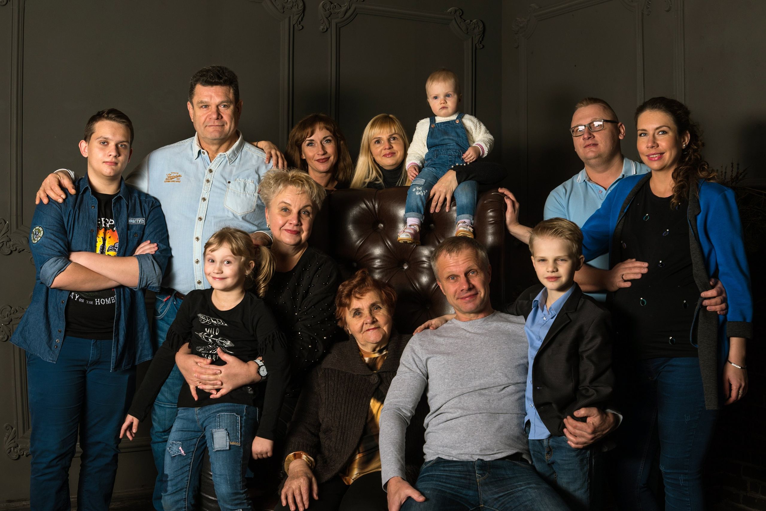 Групповой семейный портрет 