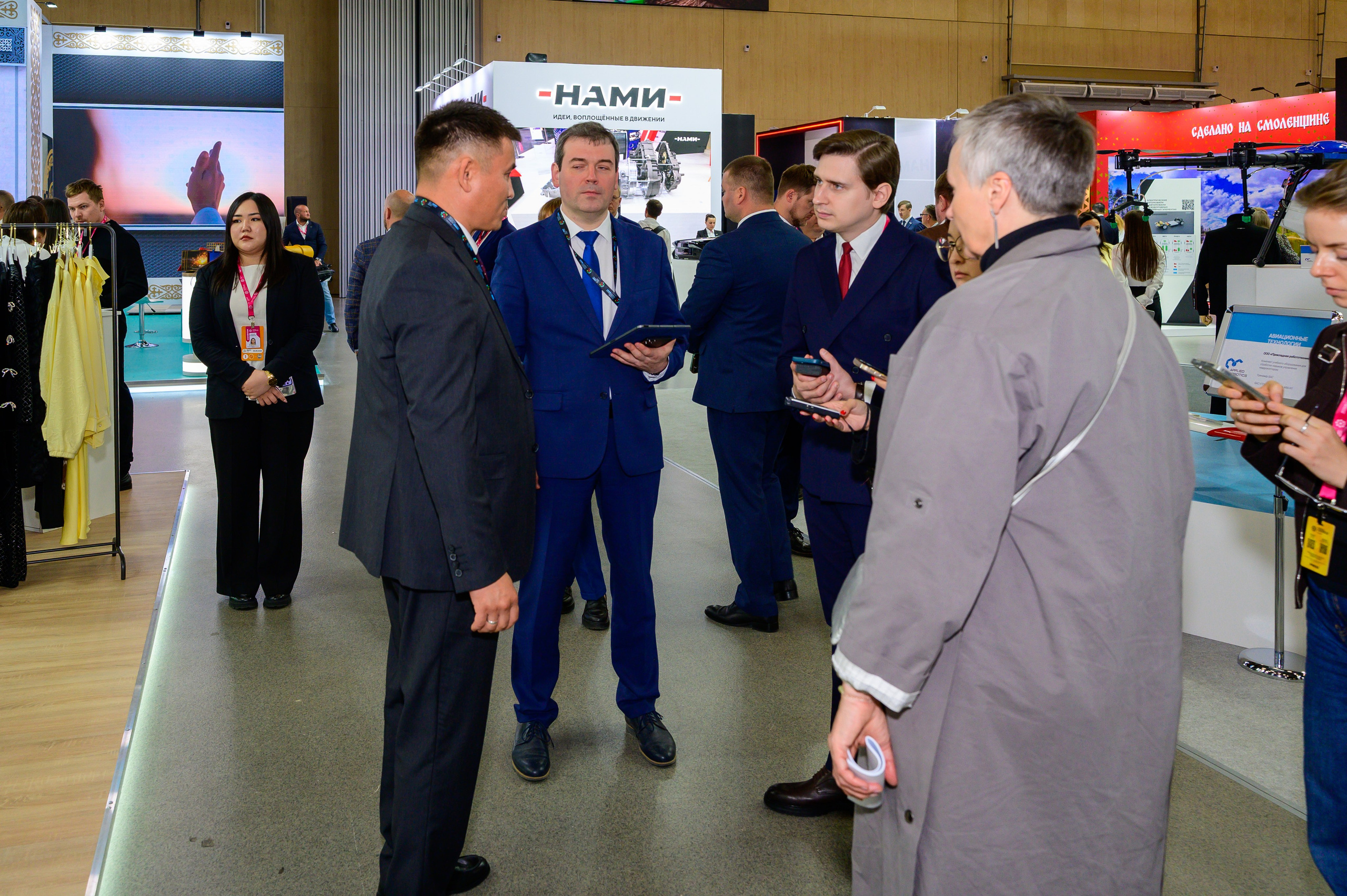 BigindustrialweekBelarus. Фотоуслуги, услуги фотографа, фотографирование важных событий