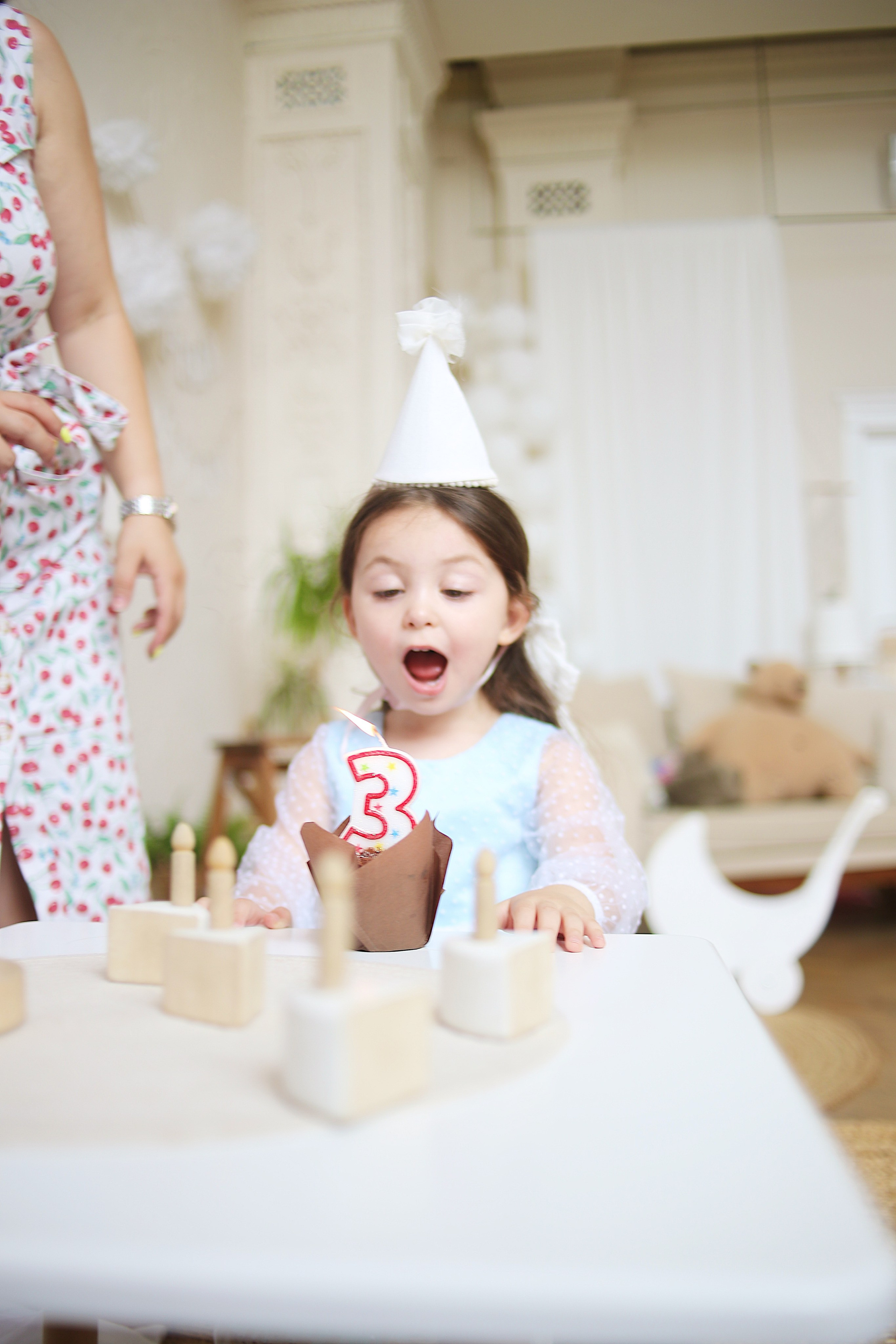 София 3 года. Фотограф Пирумян Анна. г. Сургут, г. Воронеж