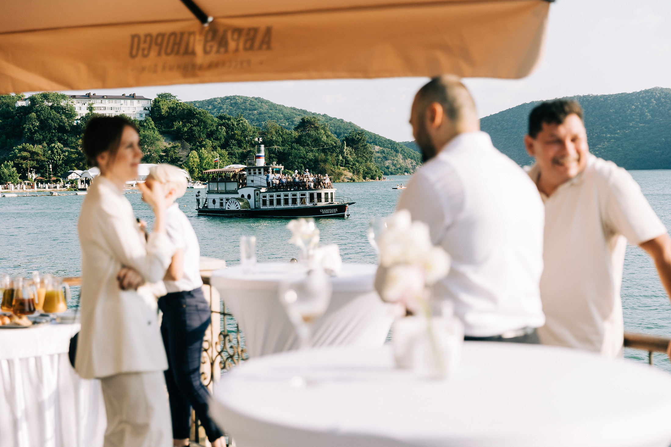 Саша и Света Абрау-Дюрсо. Свадебный и семейный фотограф в Краснодаре Роман Моско