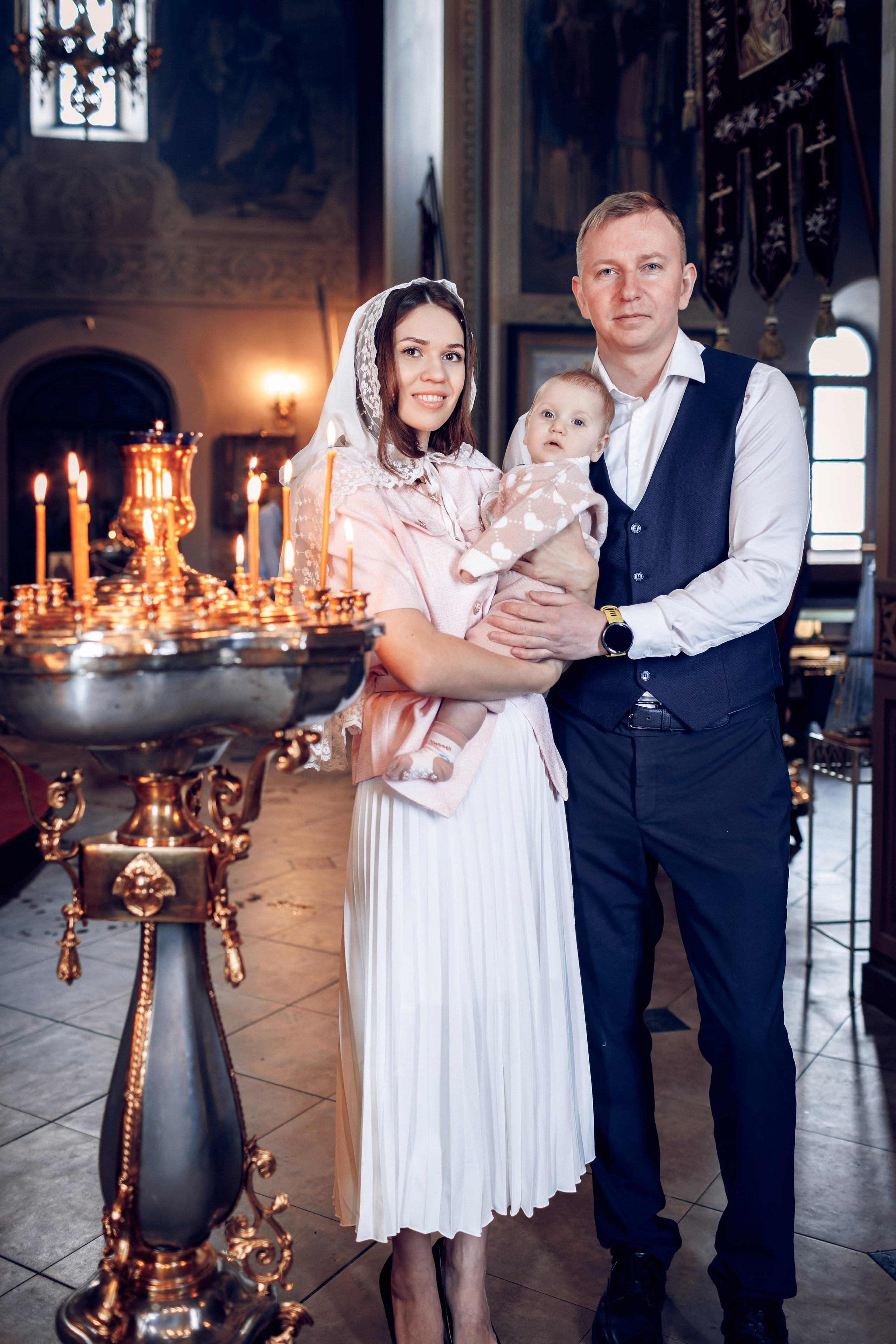 Крещение в Храме Святого Уара Мученика в Вешках. Профессиональный фотограф в Москве и Мо Мария Шантарёва