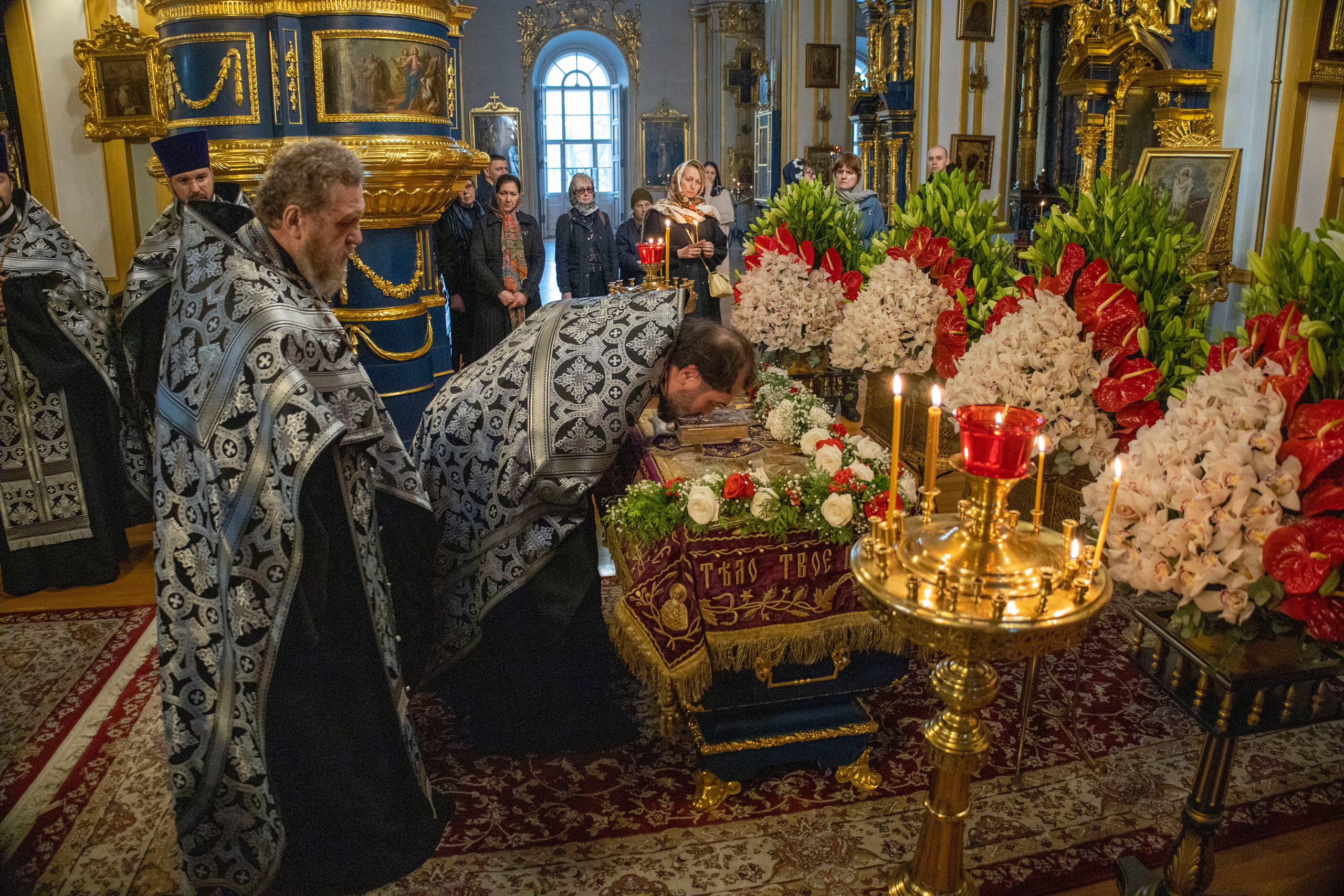 ЧИН ПОГРЕБЕНИЯ СПАСИТЕЛЯ. НИКОЛО-БОГОЯВЛЕНСКИЙ МОРСКОЙ СОБОР