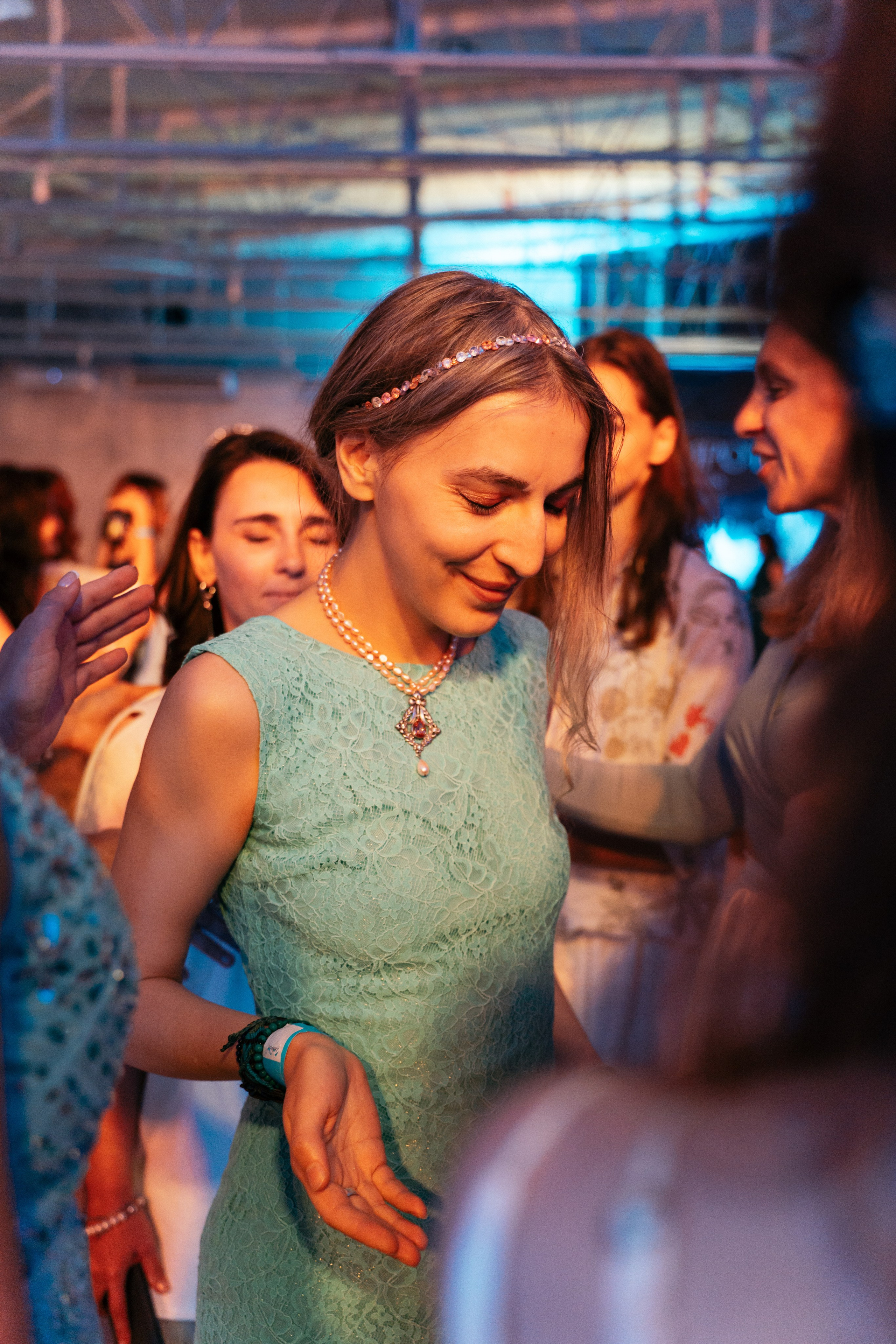 Festival Umerotvorine By Pramika. Я занимаюсь событийной, свадебной, товарной, студийной… фотографией