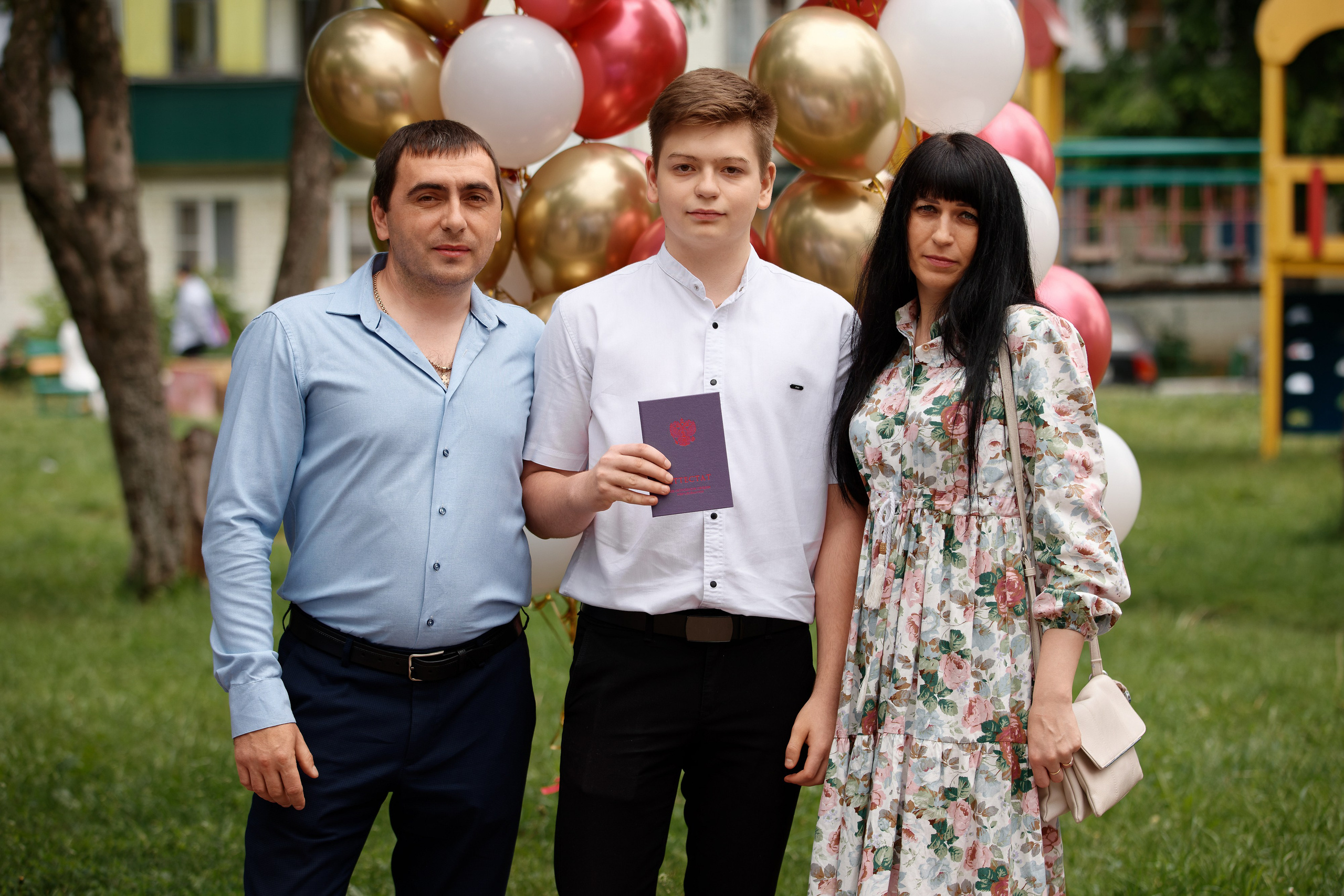 Вручение аттестатов Школа № 57. Семейный фотограф — Макс Белогрудов