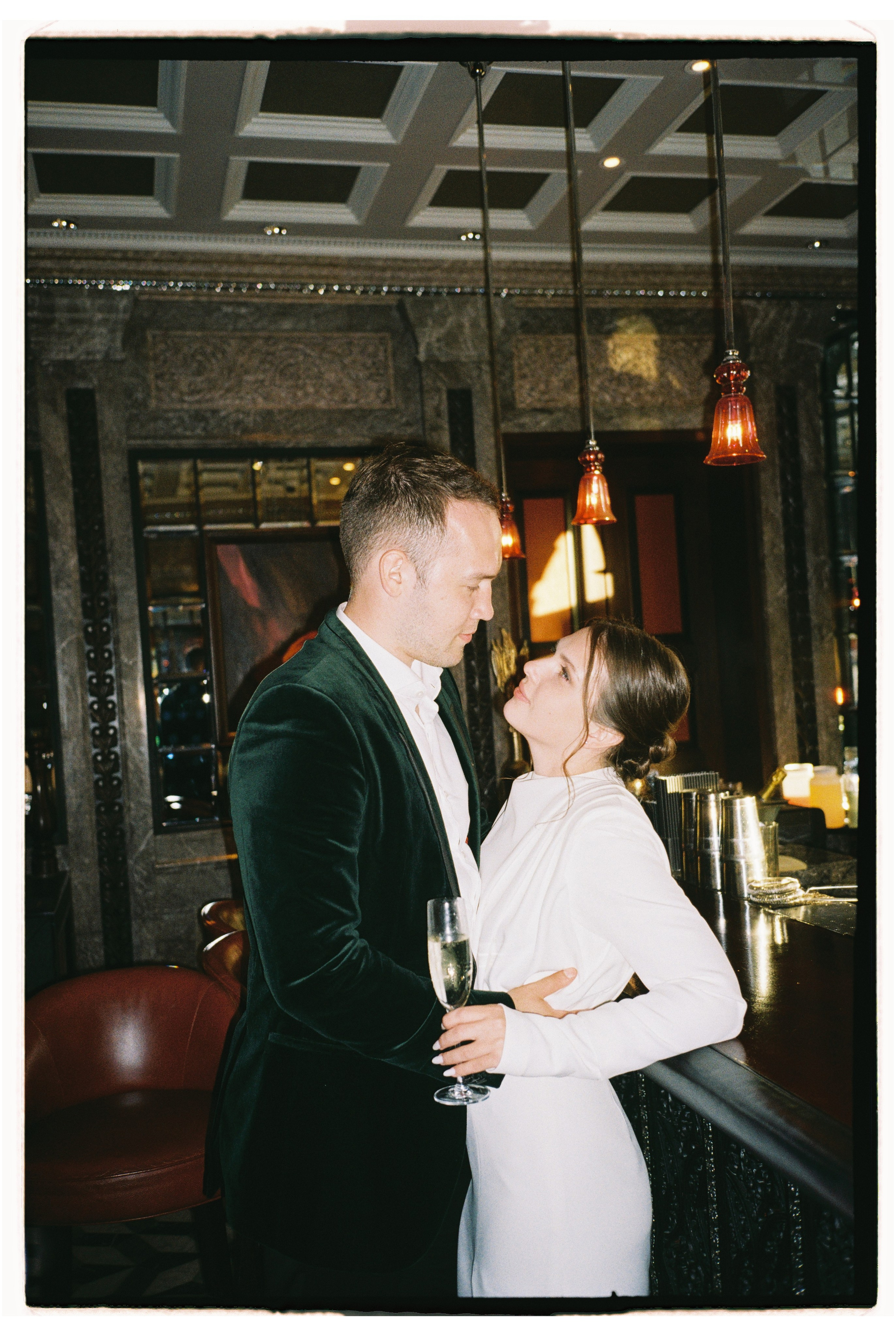 Свадебная фотосессия в Питере. Сестры Карабаза. Фотографы и ретушеры в Москве и Санкт-Петербурге