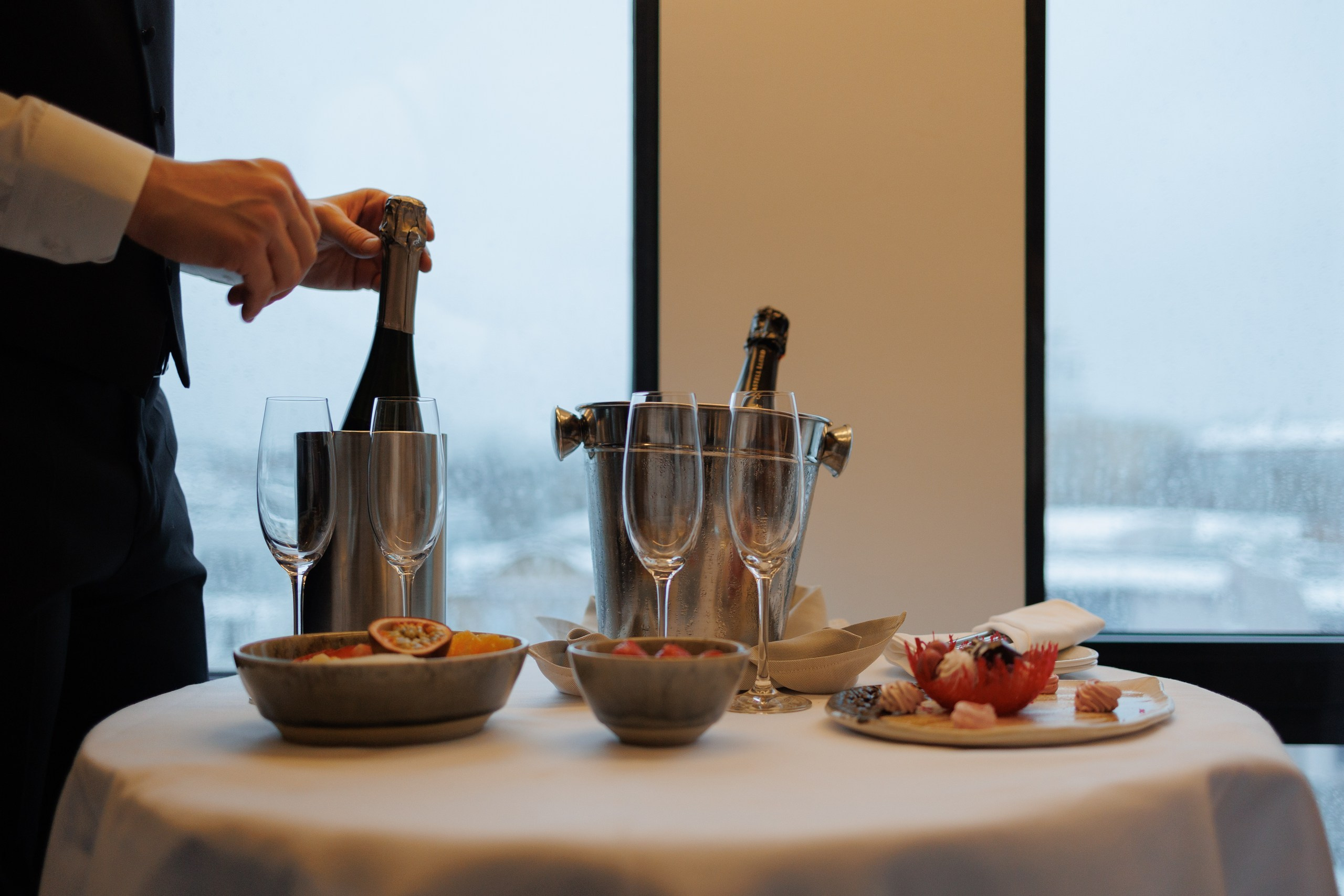 Movenpick. Wedding reels and photo