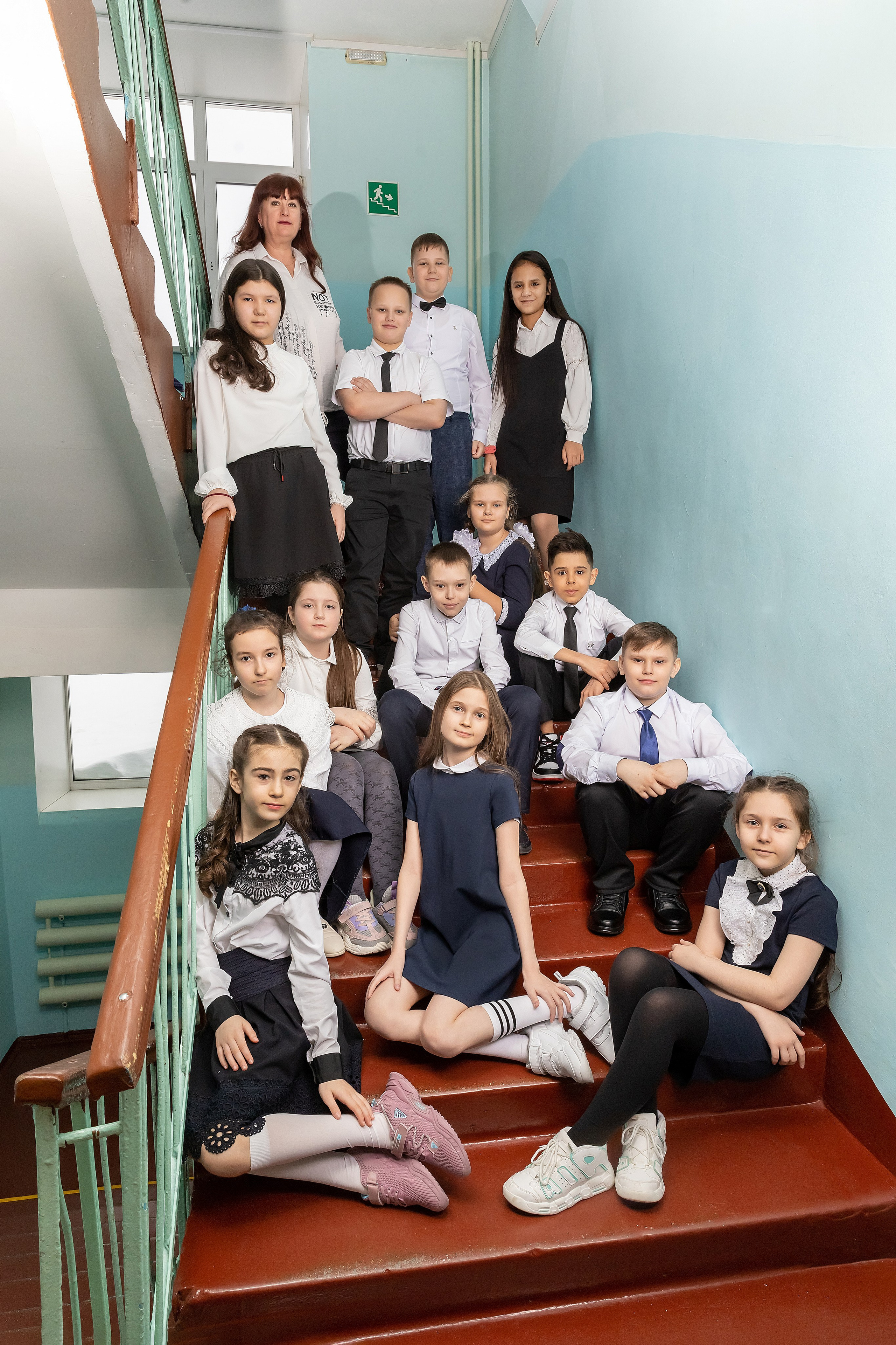 Примеры фото НАЧАЛЬНЫЕ КЛАССЫ. Фотограф Радужный ХМАО, Школьный фотограф, семейный фотограф, выпускной альбом