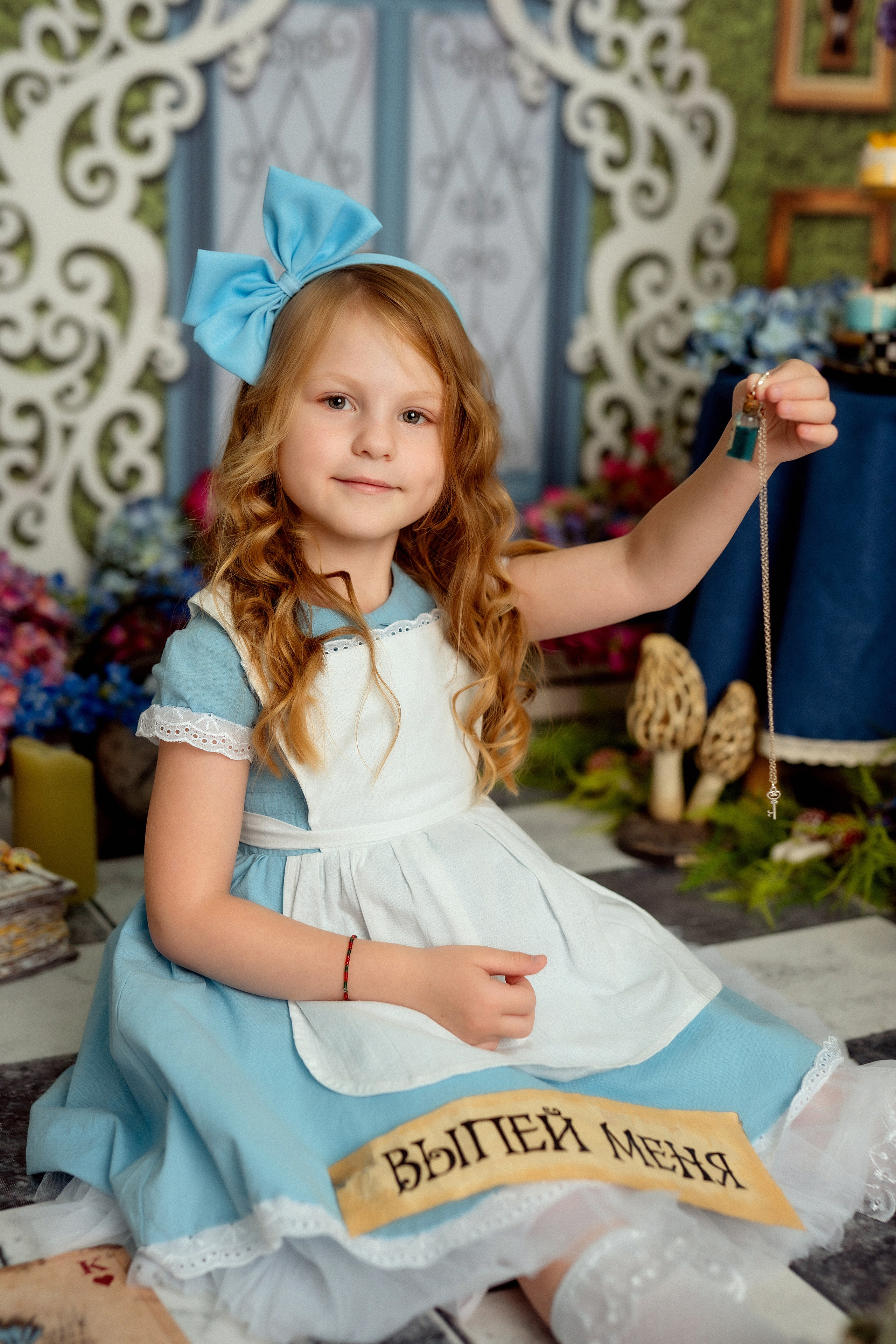 «Алиса в стране чудес». Детский и семейный фотограф в г. Ачинск Надежда Мелиоранская