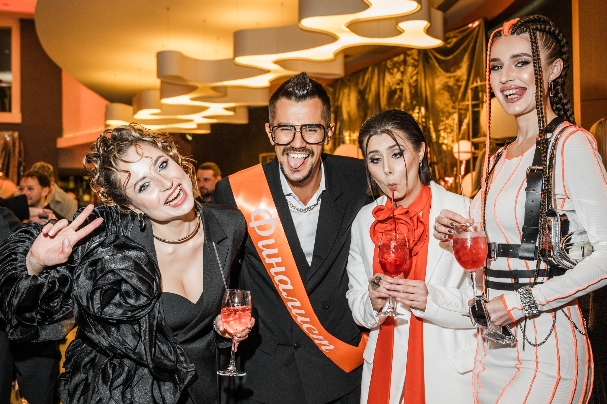 Репортажный фотограф на корпоратив и другие мероприятия. Свадебный и семейный фотограф в Краснодаре Марина Стёпа