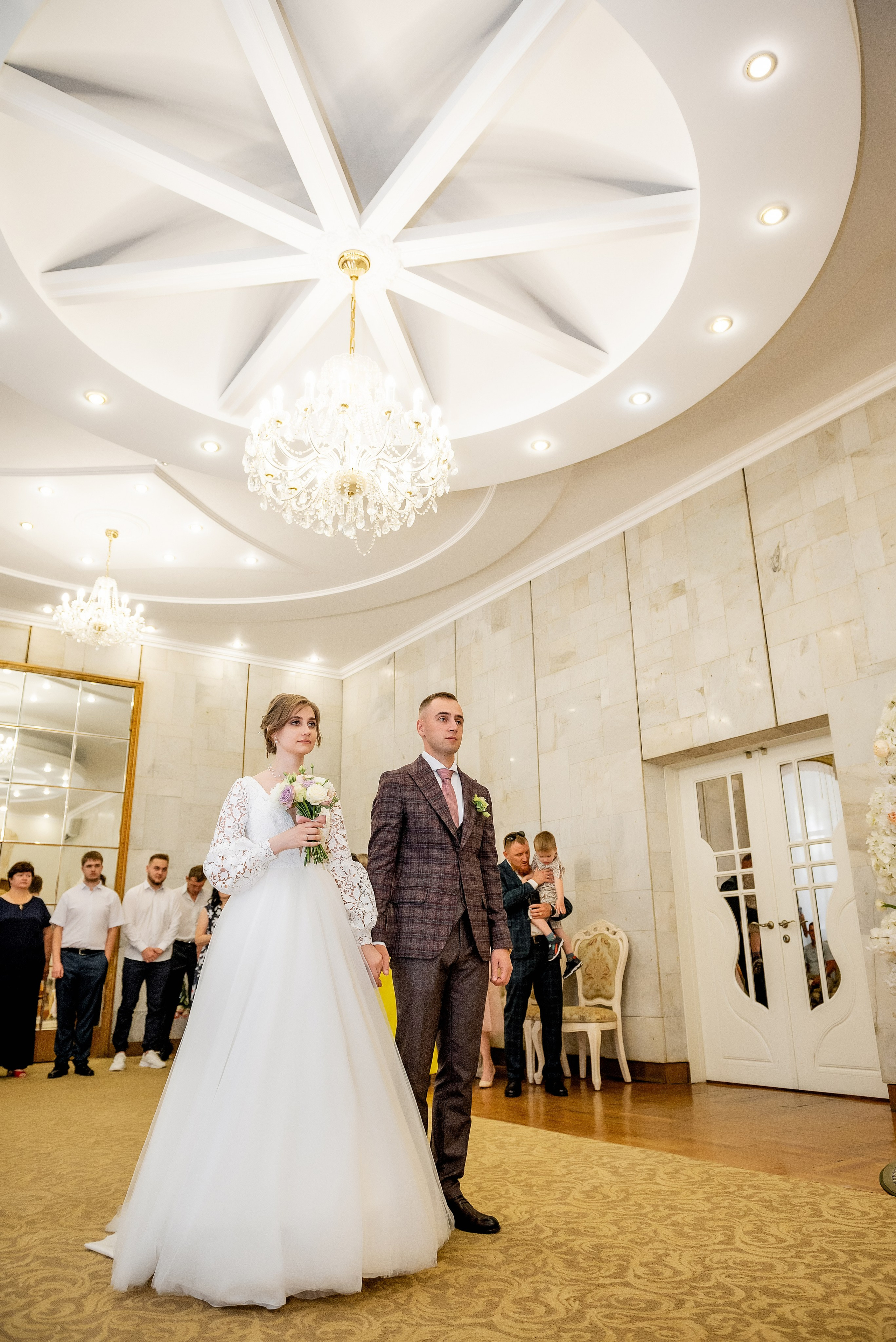 Фотограф на роспись в ЗАГСе в Ростове-на-Дону