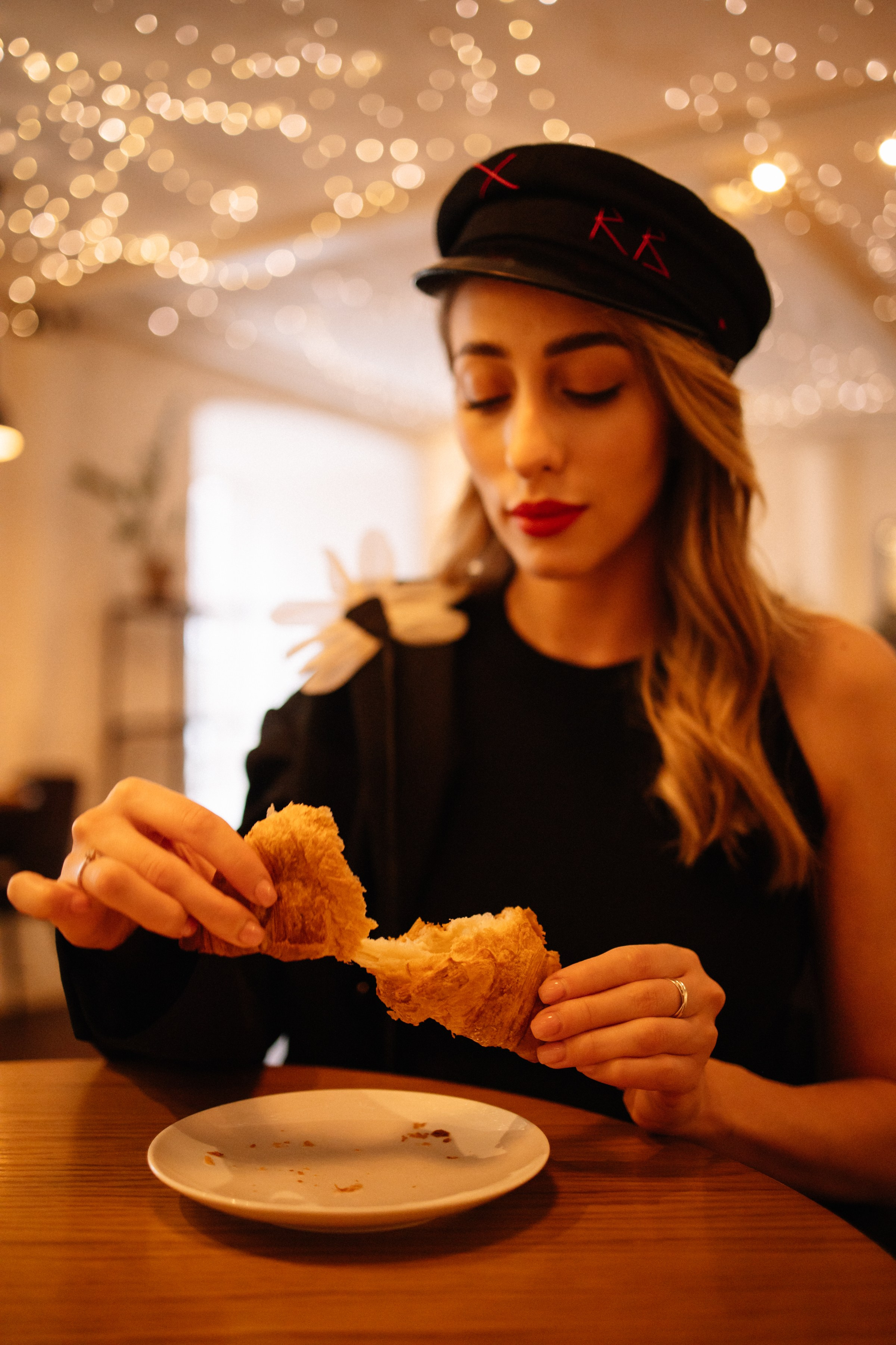 Роксана в «Cup coffee». Фотограф в Выборге и Санкт-Петербурге Маша Гуляева