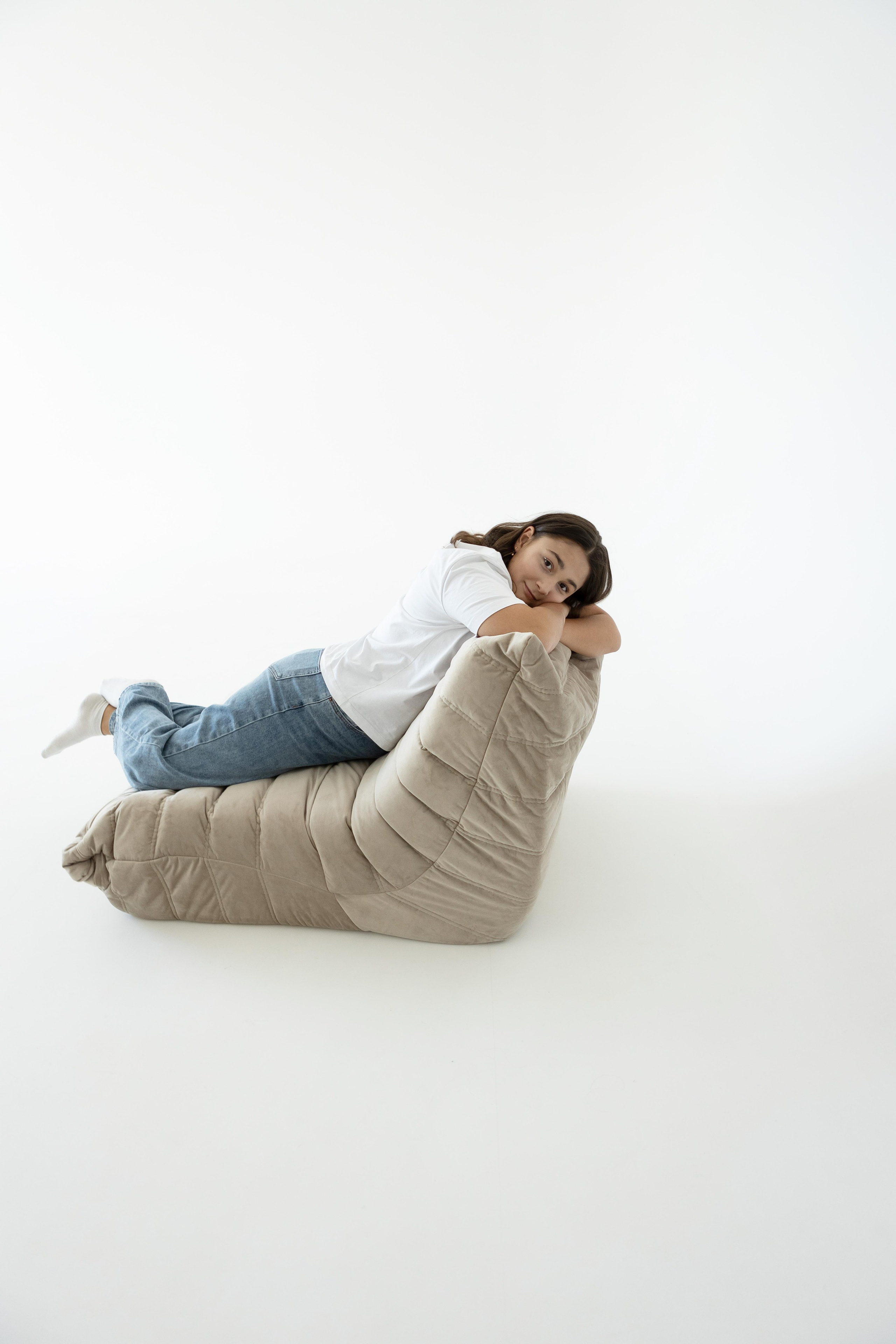 Сестры в студии. Семен Соколов