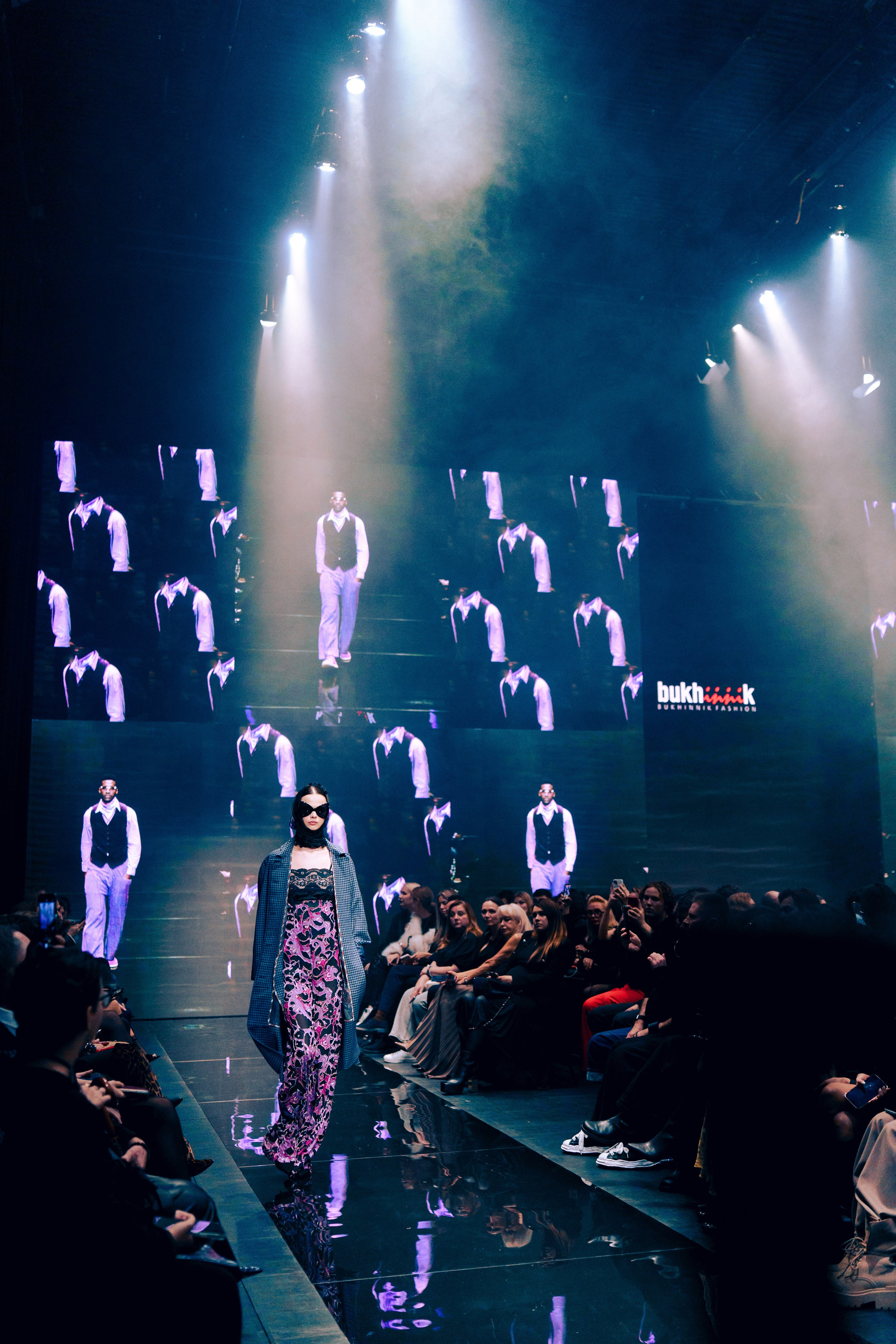 St.Peterspurg Fashion Week 2026|Санкт-Петербугская неделя моды. Репортажный и свадебный фотограф Хадеева Алина/Санкт-Петербург