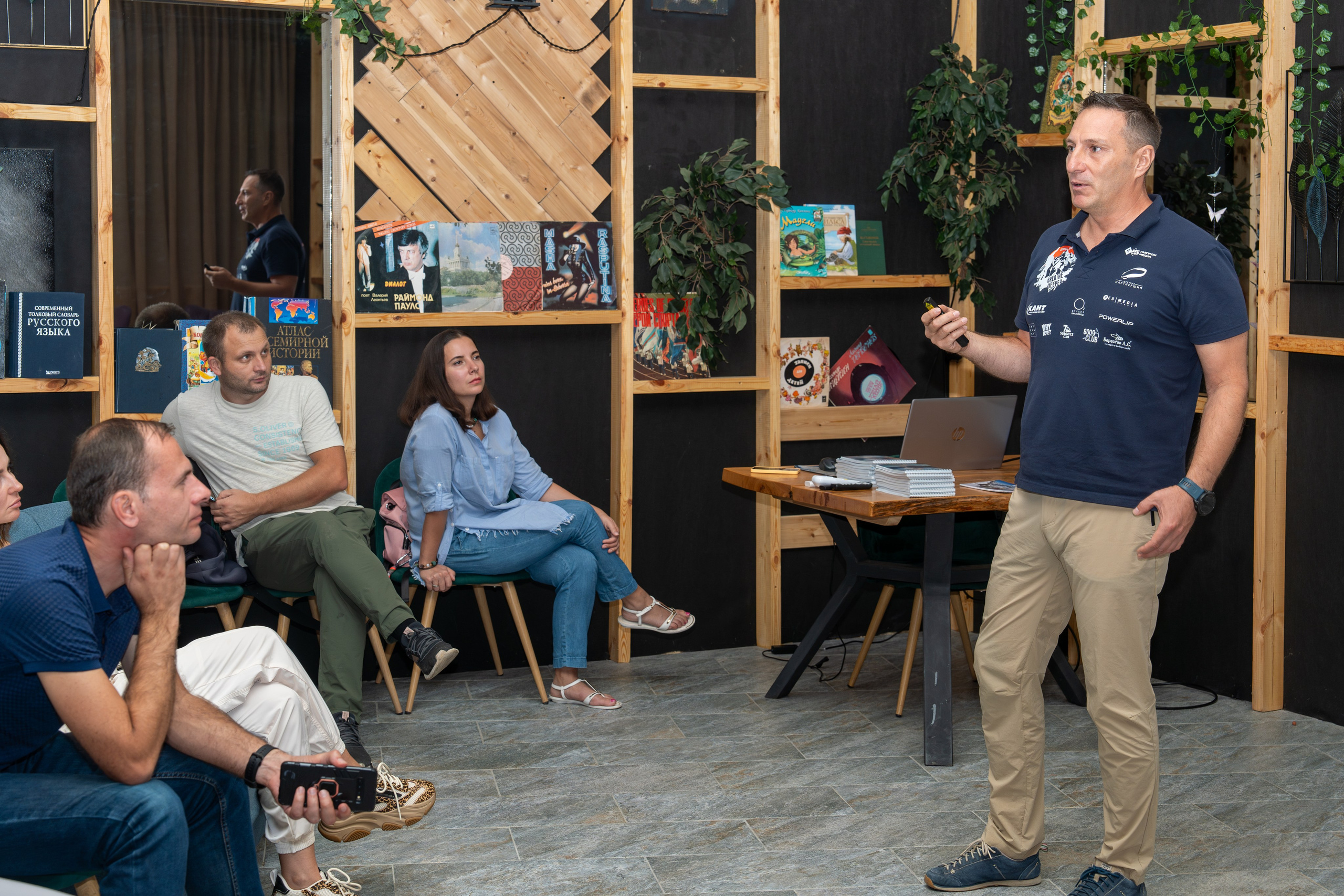 MICE меоприятие на курорте Красная Поляна для компании «Неометрия''. Репортажный фотограф в Красной Поляне и Сочи Павлюченко Екатерина