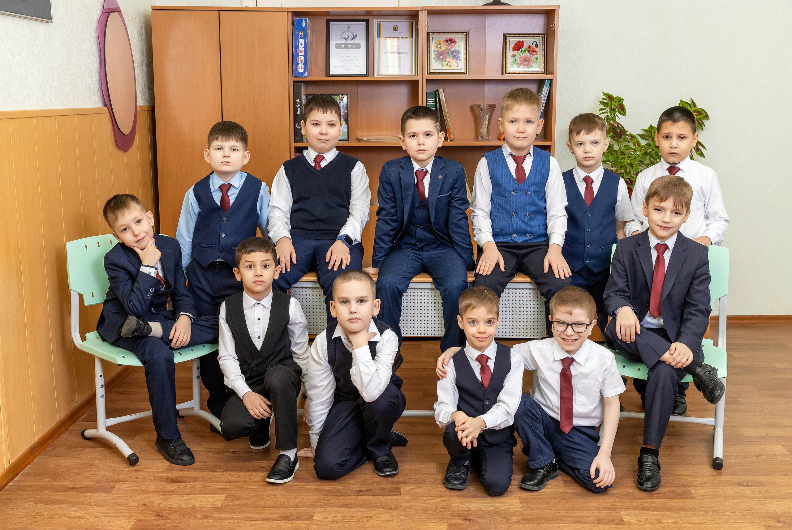 Примеры фото НАЧАЛЬНЫЕ КЛАССЫ. Фотограф Радужный ХМАО, Школьный фотограф, семейный фотограф, выпускной альбом