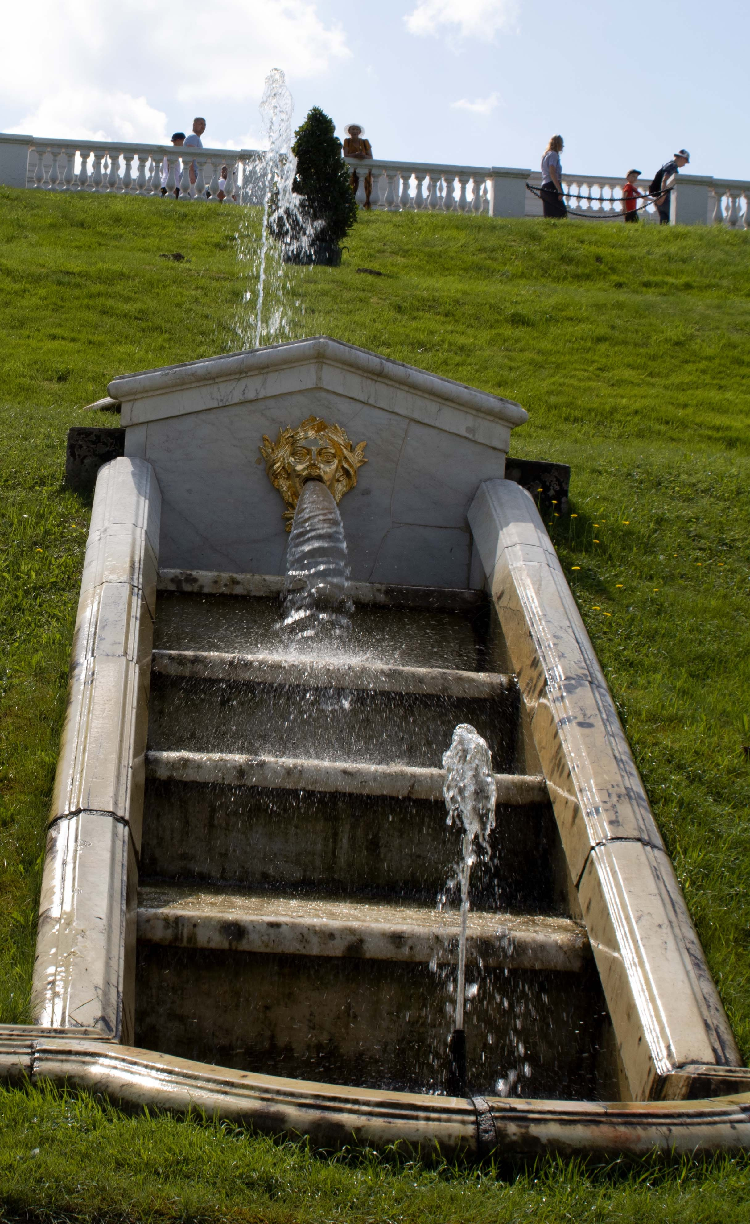 Каскады Петергофа