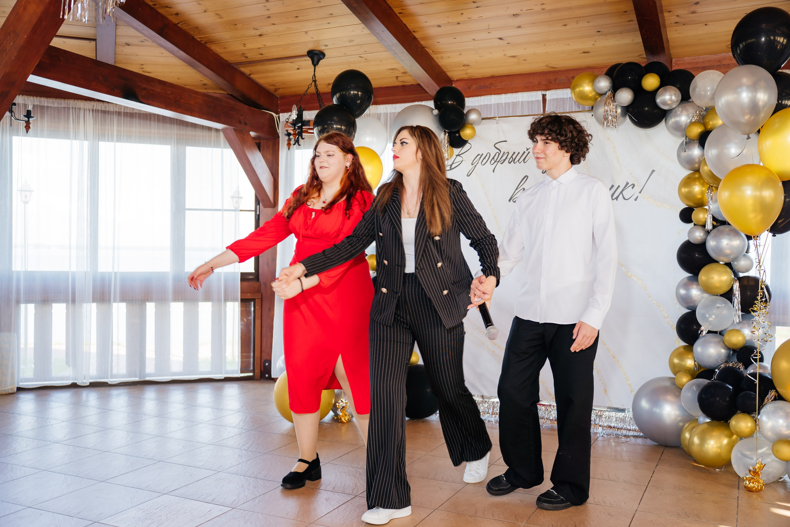 Выпускной. Видеограф и Фотограф в Челябинске Ксения и Владимир Рюмины