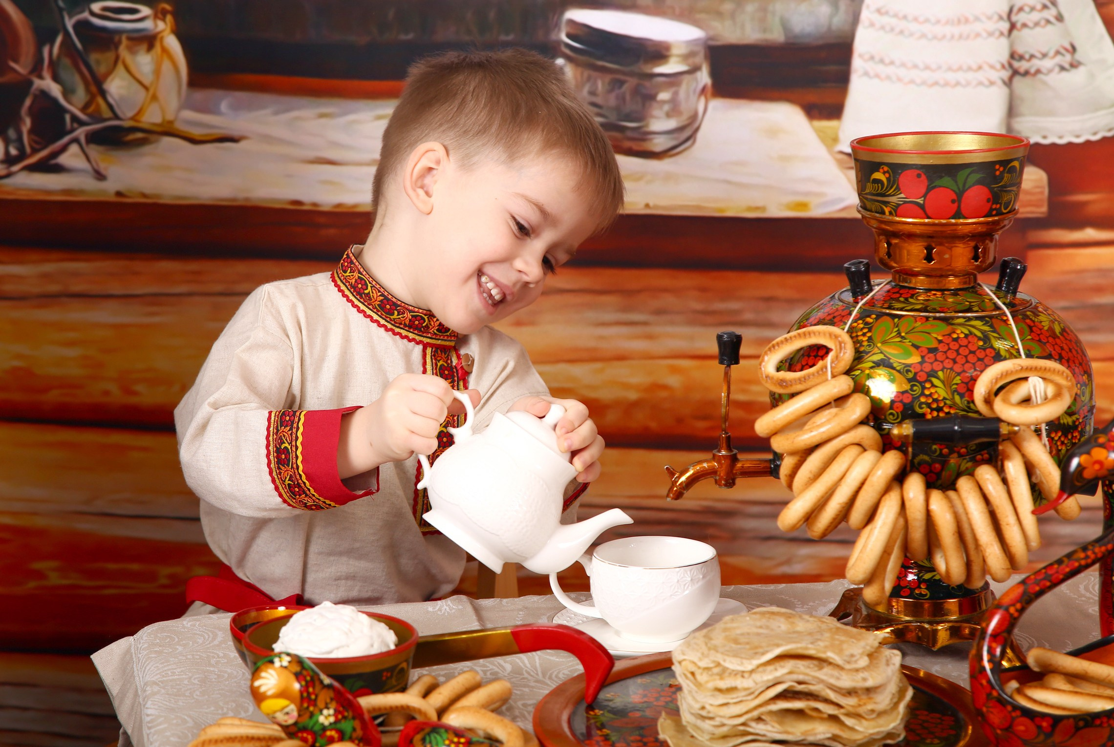 У самовара. Выпускные альбомы в Нижнем Новгороде | Фотостудия Звездочет | Никулина Наталья