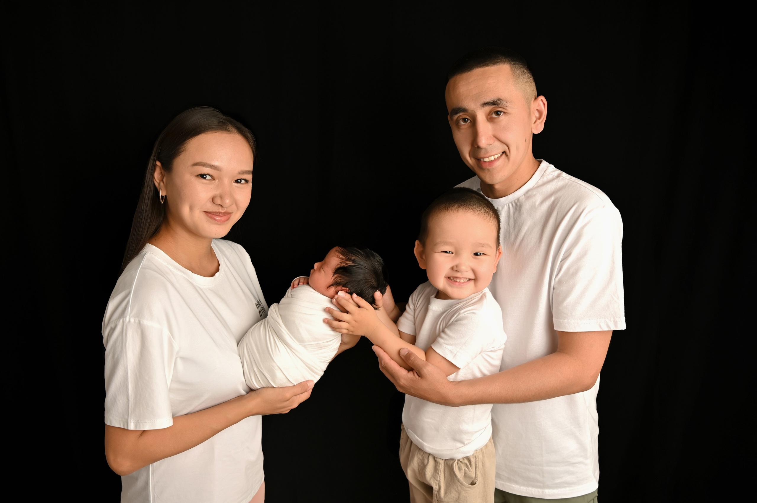 Фотосессия ньюборн для Адины. Фотограф Новорожденных и семейный Элла Огай г. Сатпаев