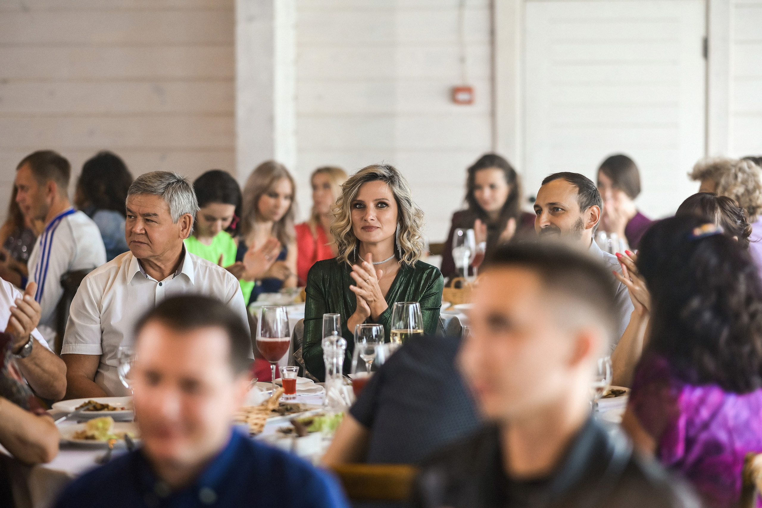 📸 Фоторепортажи с корпоративов и юбилеев в Красноярске | Примеры работ. 📸 Свадебный и семейный фотограф в Красноярске Тихомиров Евгений | 17 лет опыта | 800+ свадеб
