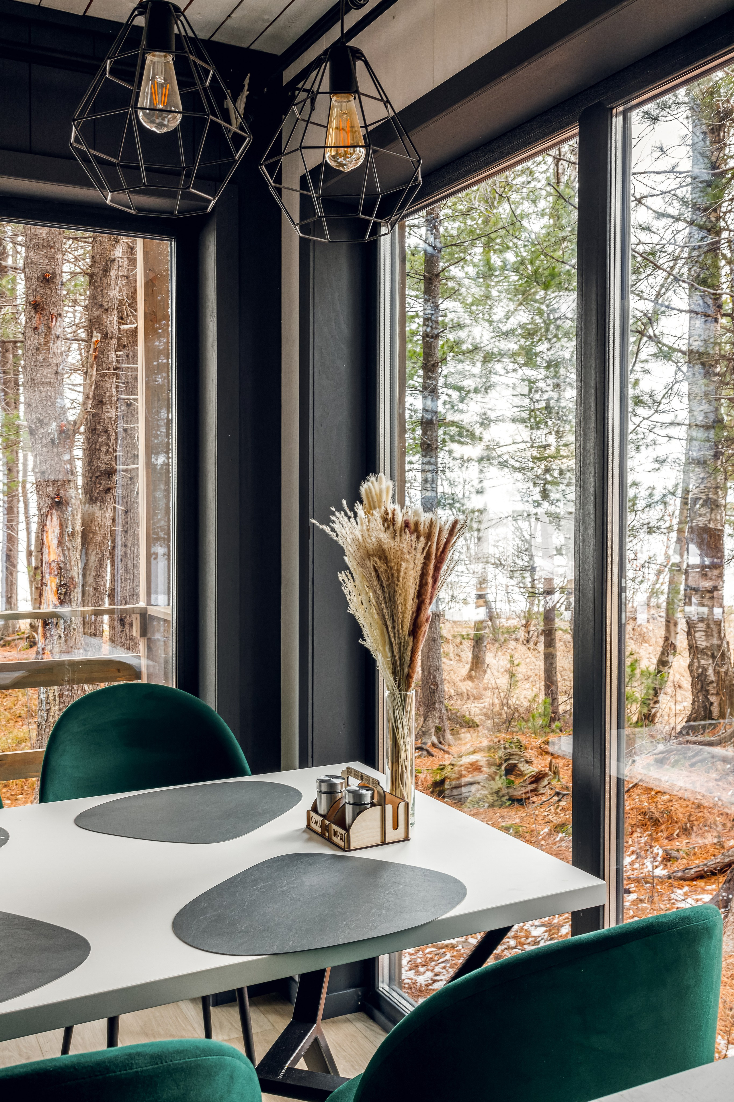 Эко-парк на берегу Байкала. Интерьерный, предметный и контент фотограф в Иркутске Наталья Карпова