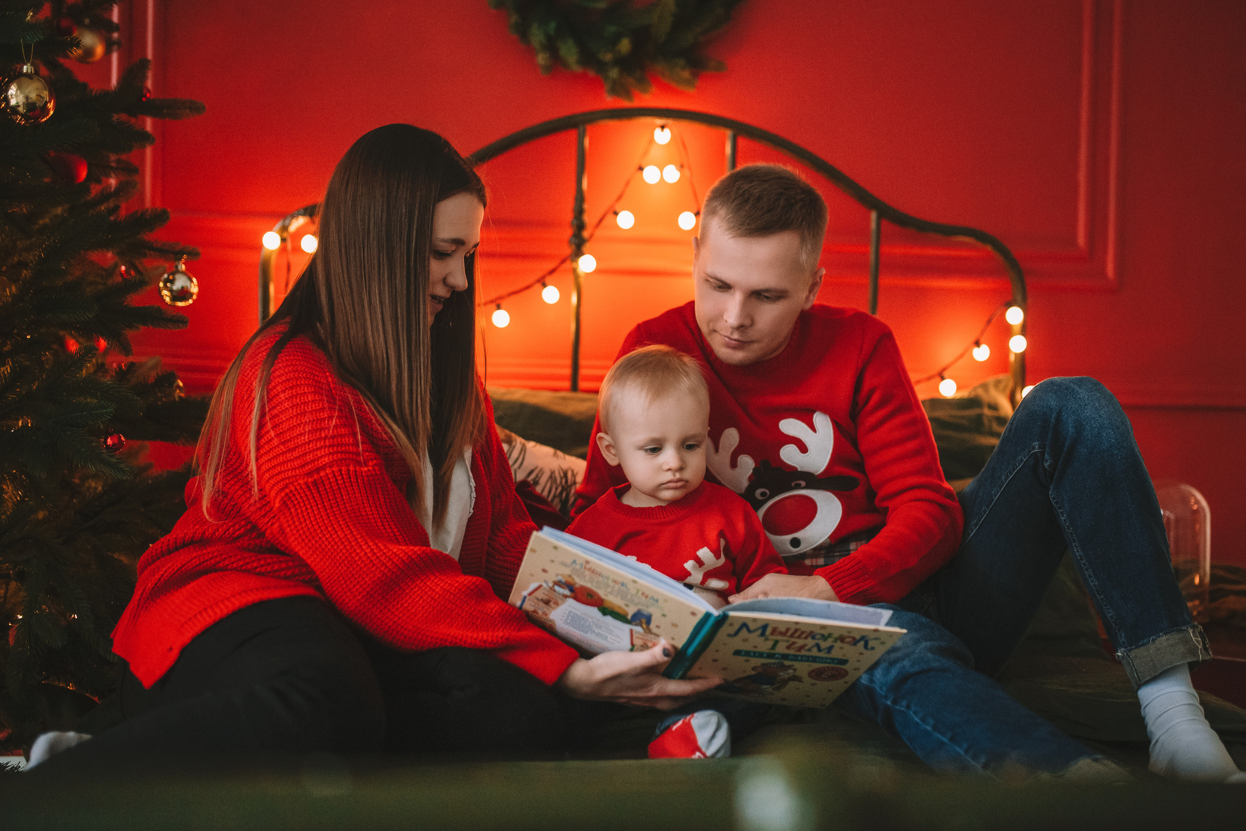 Вика, Саша, Матвей и бабушка. Фотограф в Минске — Юлия Деяк. Фотосессии в Минске