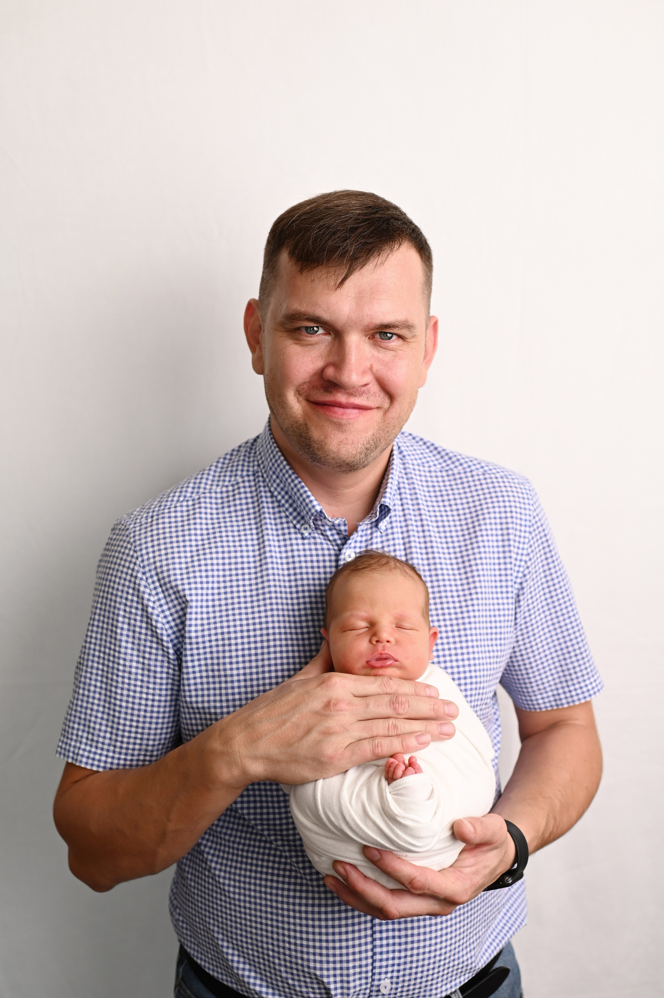 Фото с родителями. Фотограф новорожденных Кемерово Анастасия Шромова