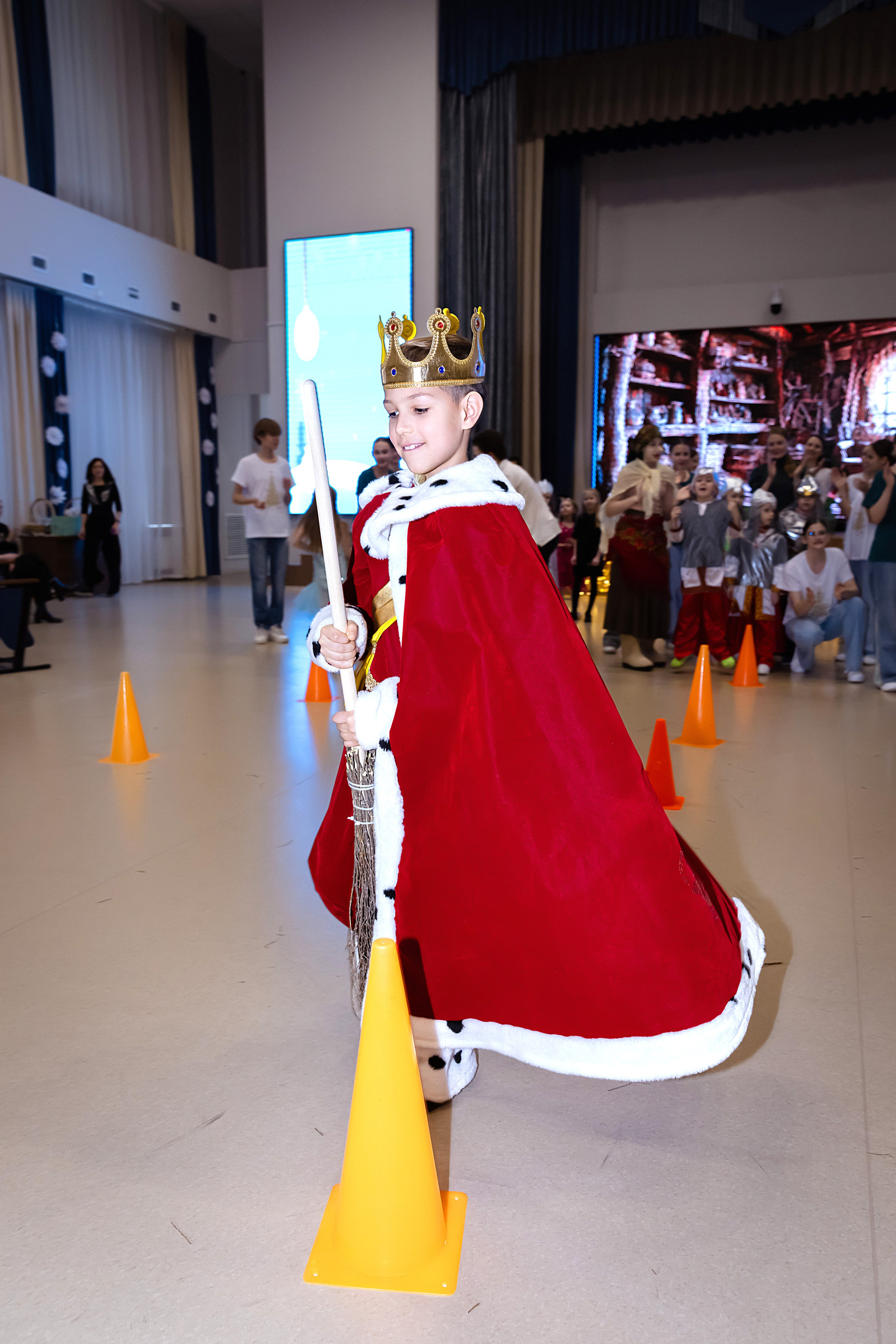 Новогодний праздник 1 В класс! Гимназия № 23. Фотограф и Видеограф в Краснодаре Юлия Солодченко