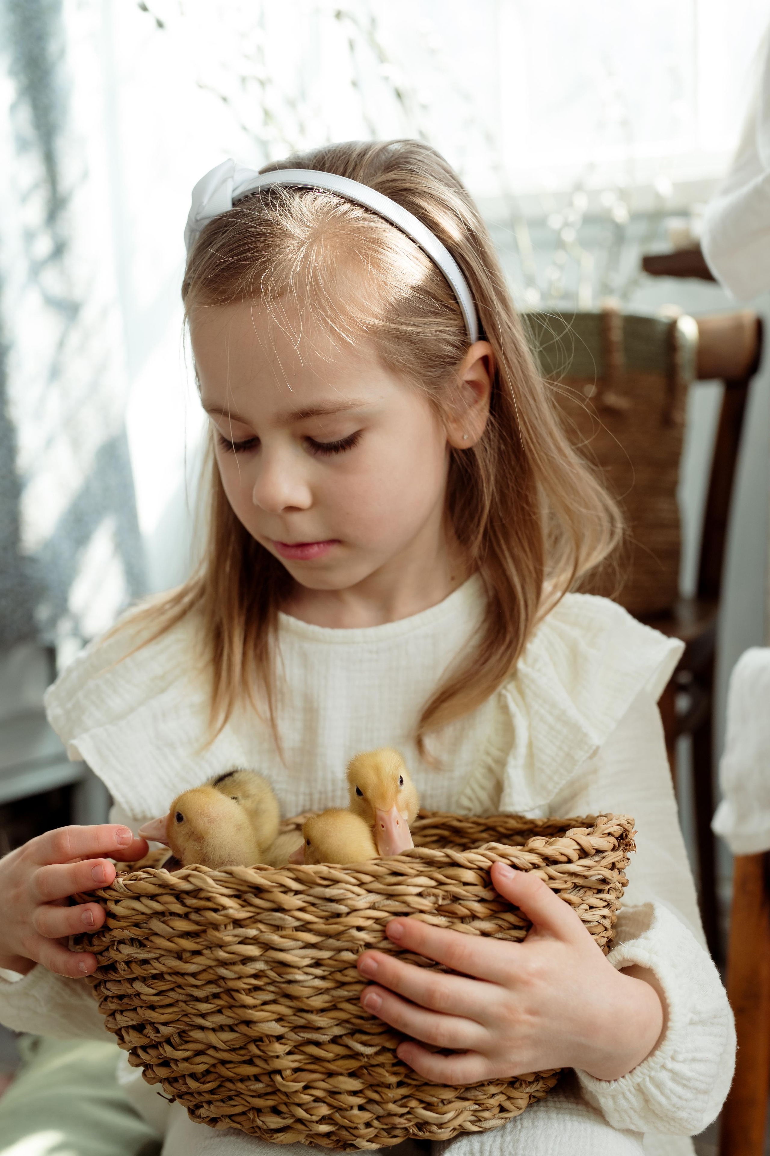 Mother with daughters. Family and content photographer