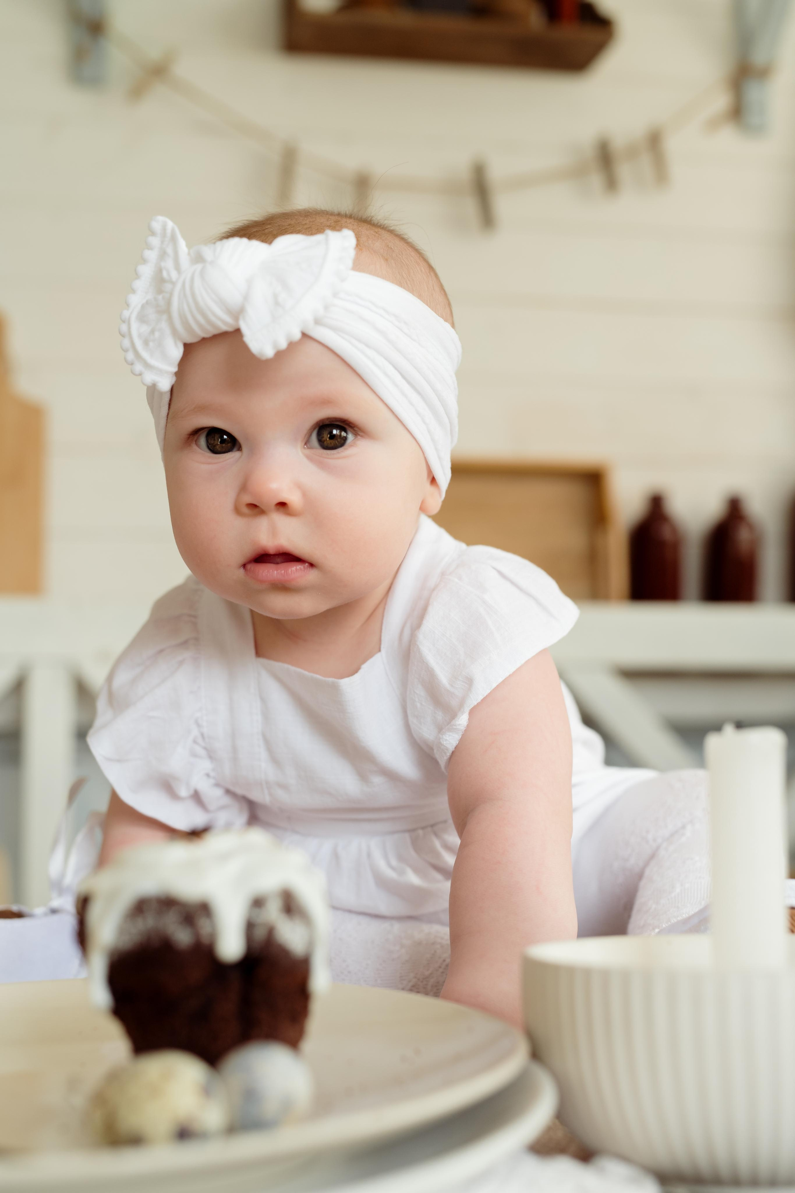 Mother with daughters. Family and content photographer