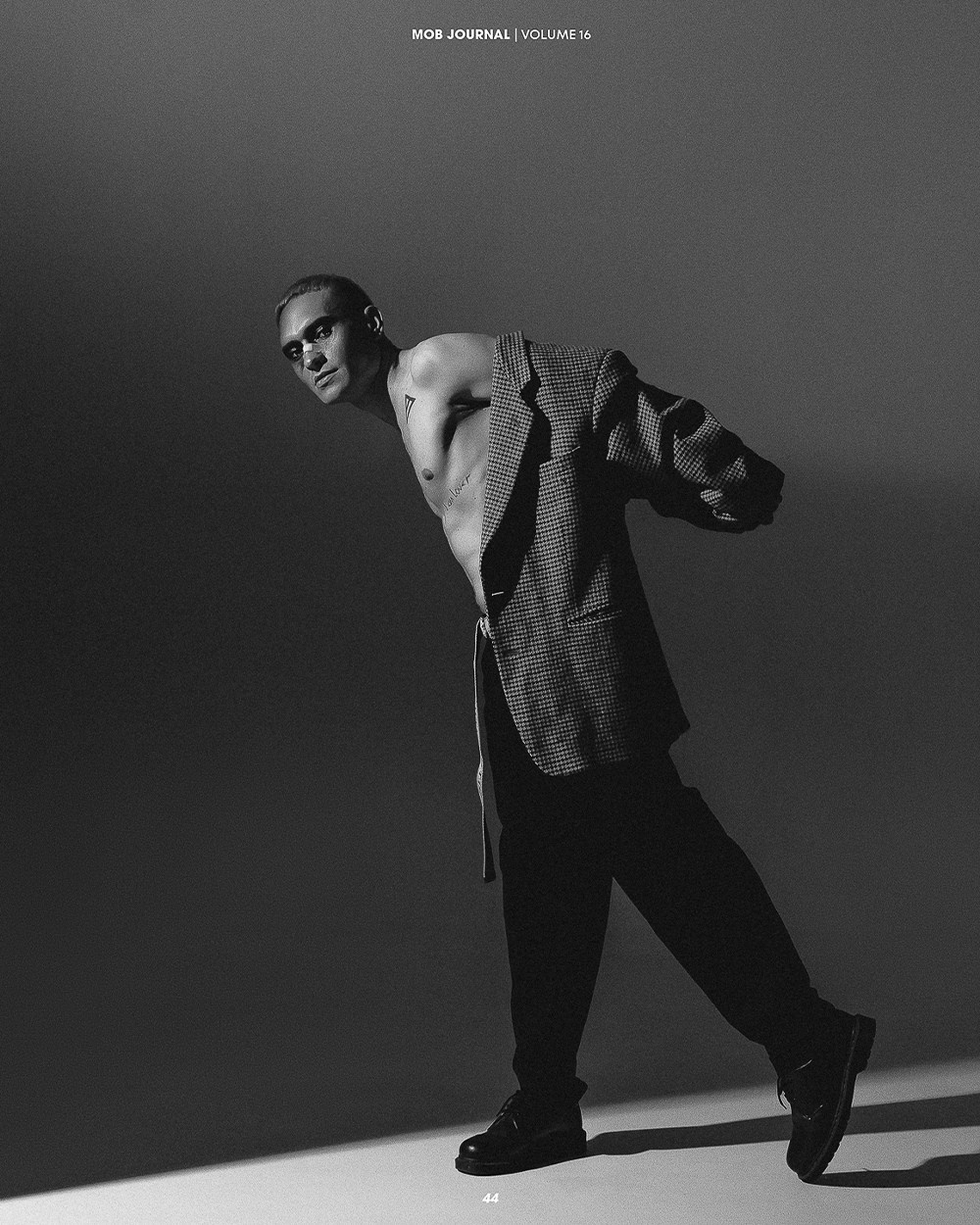 Пак 3. Арт-фотограф Даня Карельский