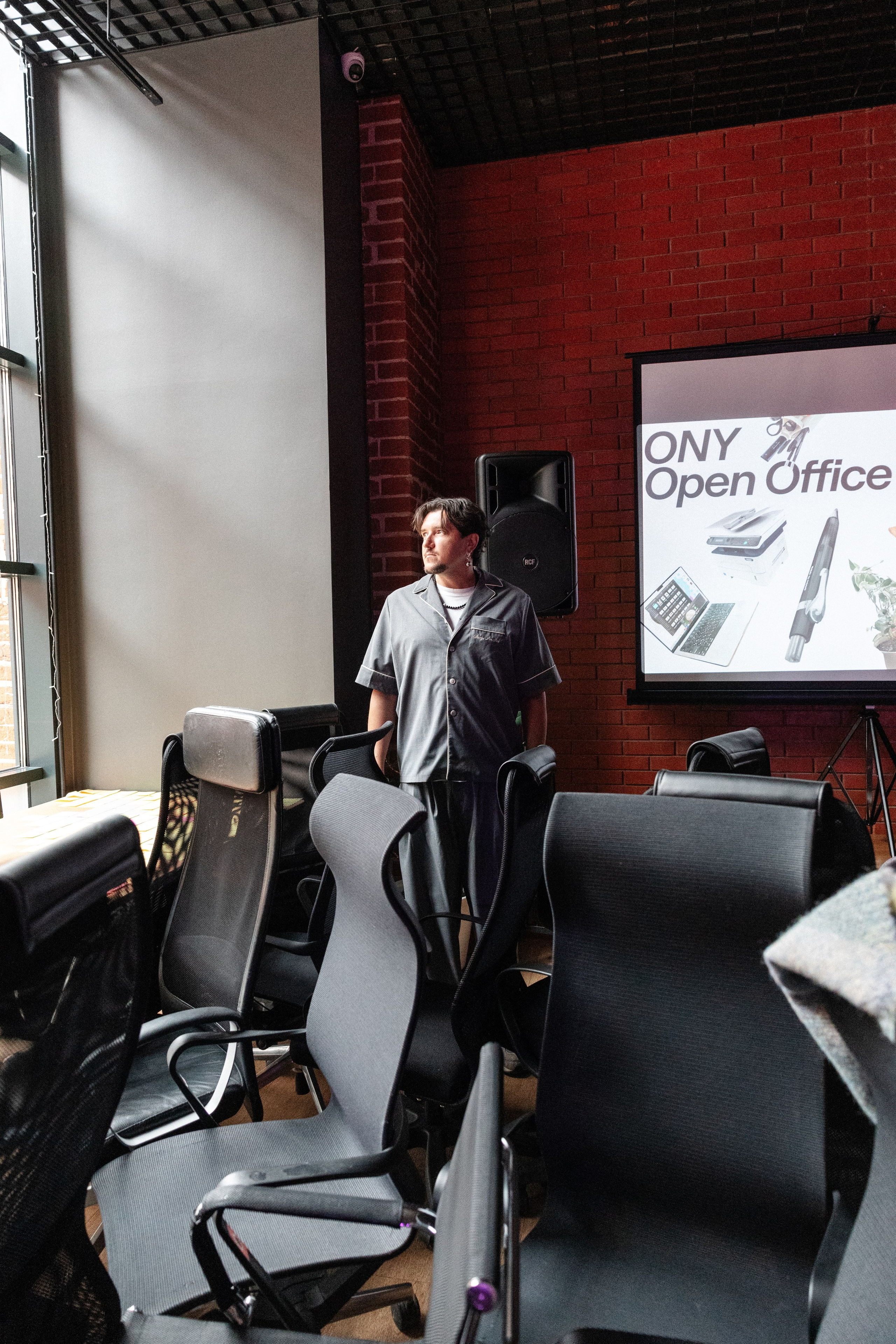 ONY — Open Office. Фотограф Александр Тулупов