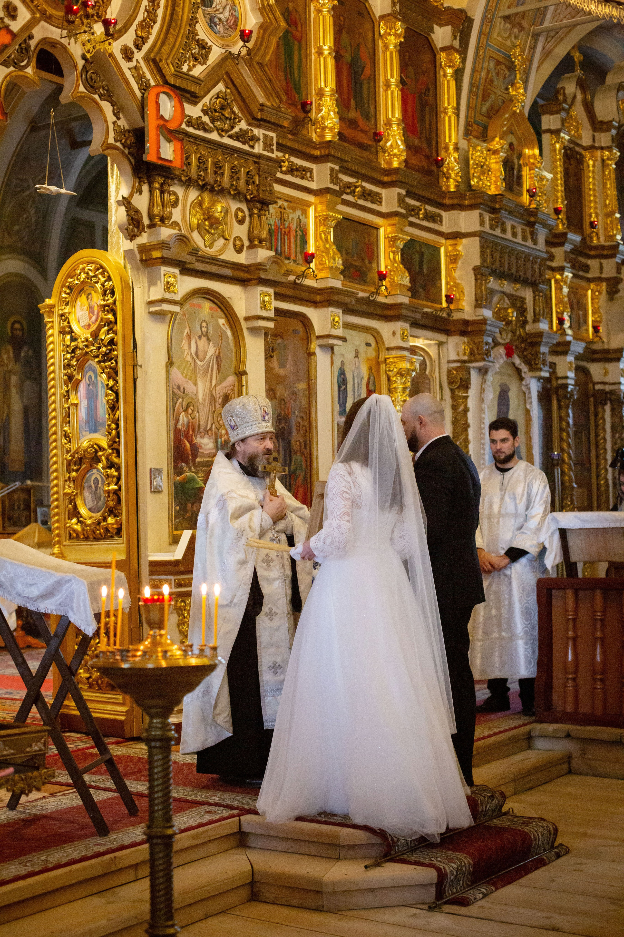 Венчание Дмитрий и Елена Воскресенский храм. Семейный и детский фотограф Анна Петракова