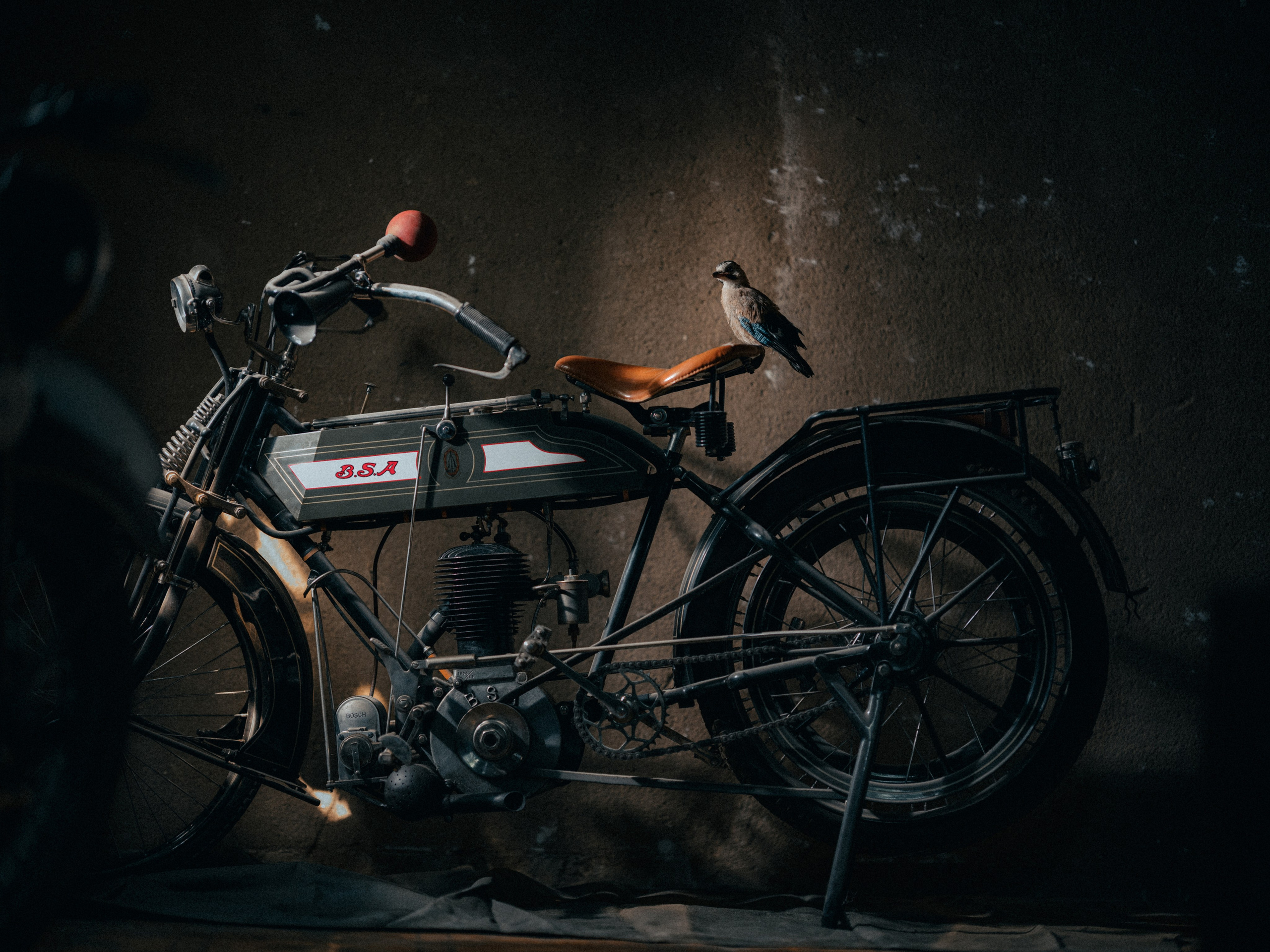 Съемка мотоцикла 1908 года производства для частной коллекции. Фотограф Олег Сотник